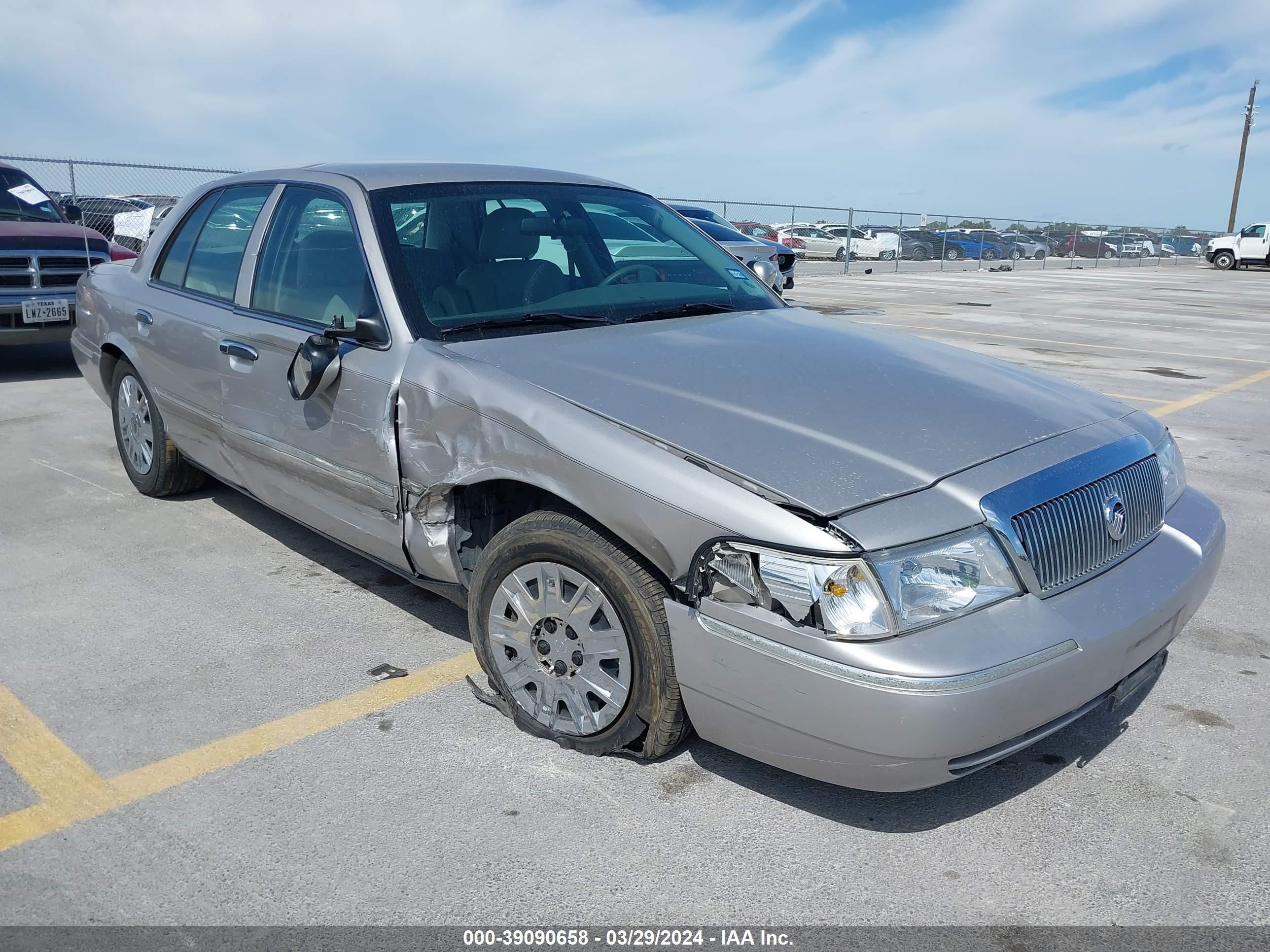 MERCURY GRAND MARQUIS 2005 2mefm74wx5x671401