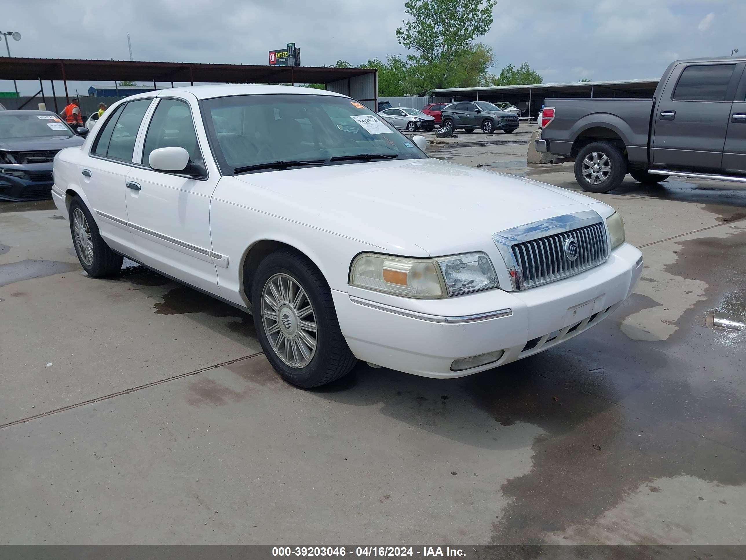 MERCURY GRAND MARQUIS 2008 2mefm75v08x643617