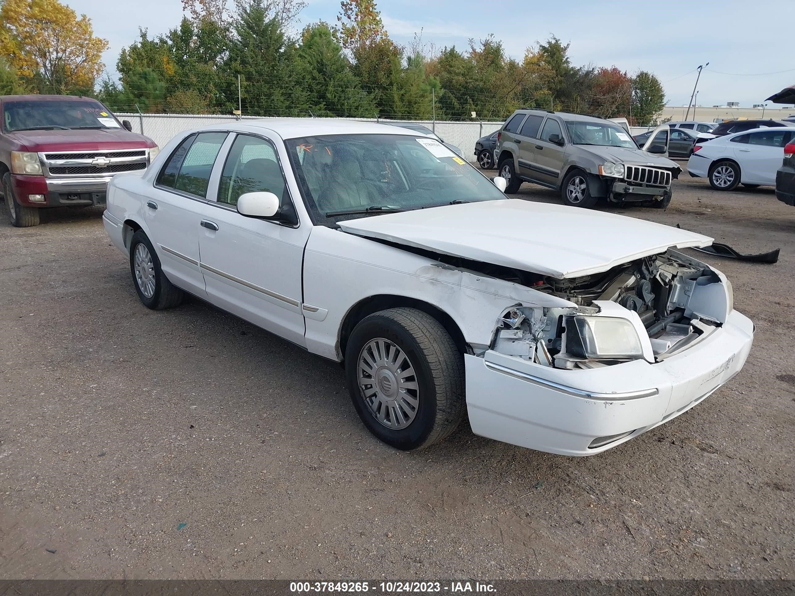 MERCURY GRAND MARQUIS 2007 2mefm75v17x644063