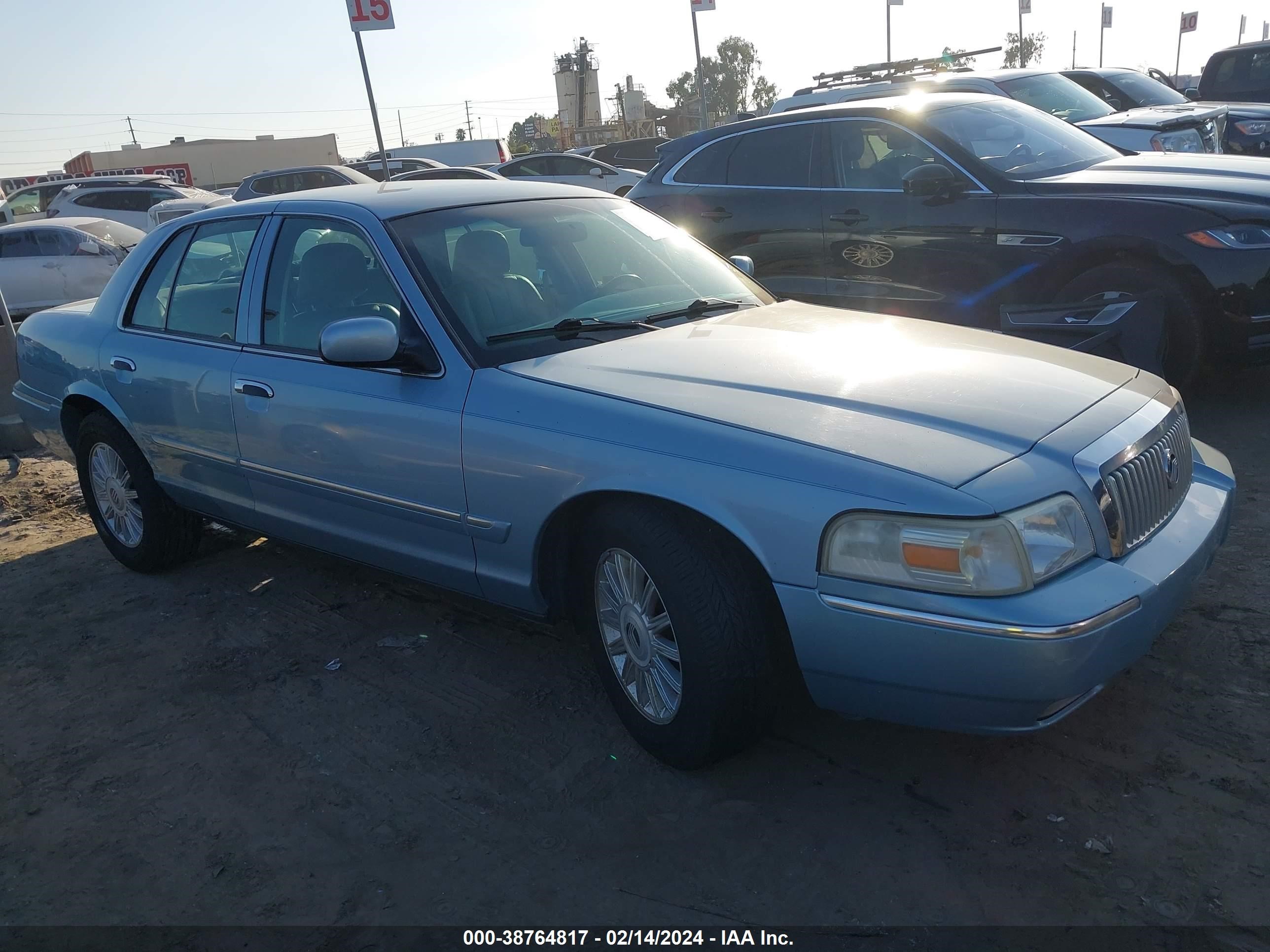 MERCURY GRAND MARQUIS 2008 2mefm75v18x642900