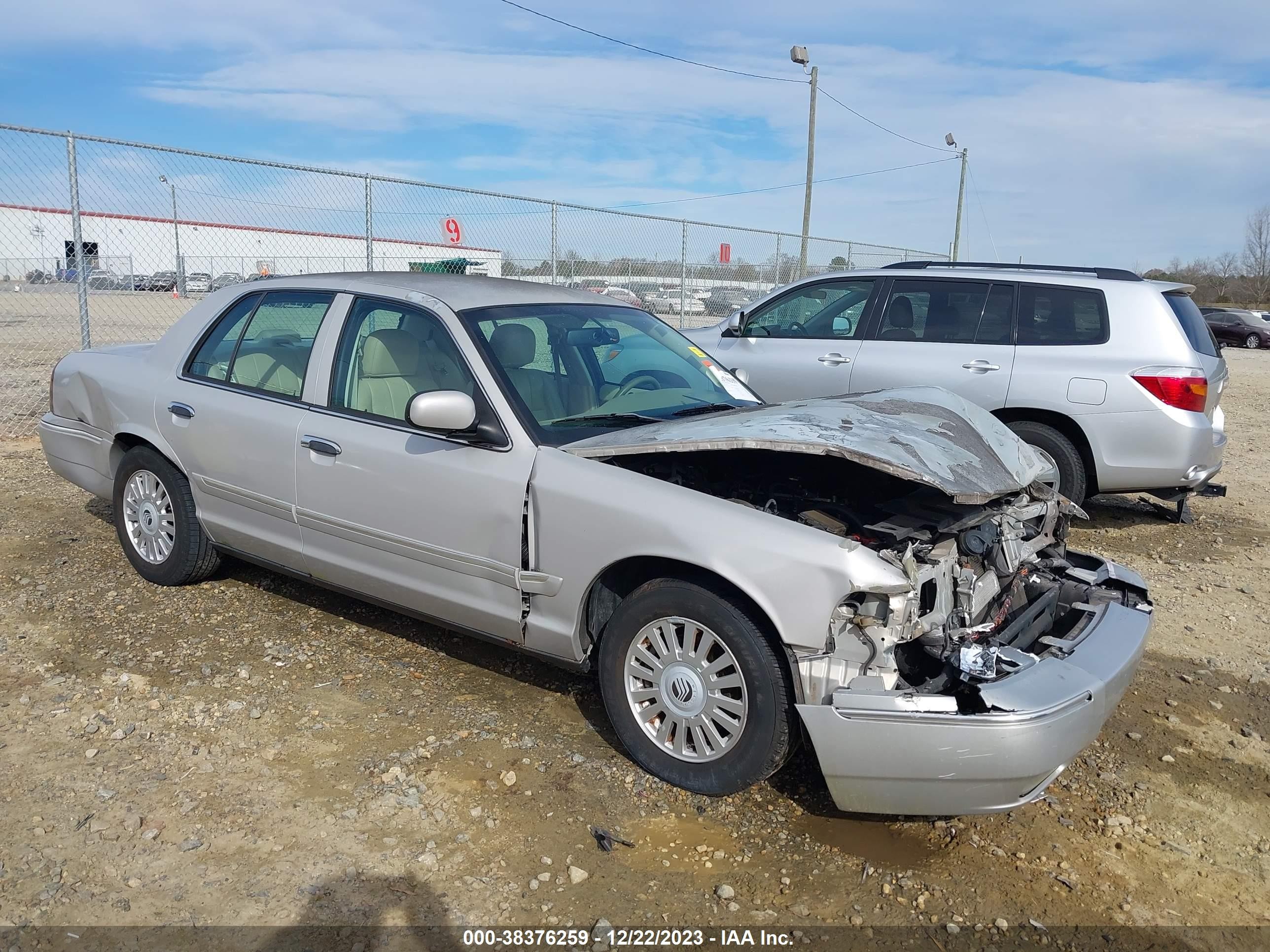 MERCURY GRAND MARQUIS 2007 2mefm75v27x637249