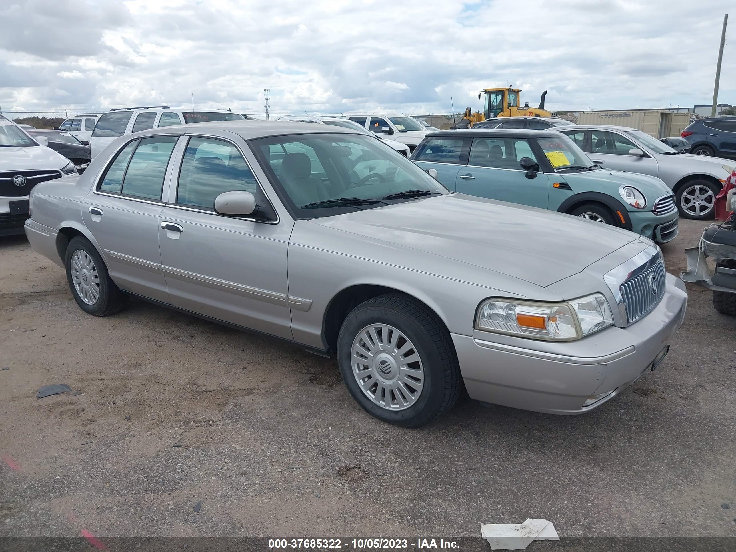 MERCURY GRAND MARQUIS 2007 2mefm75v37x614952