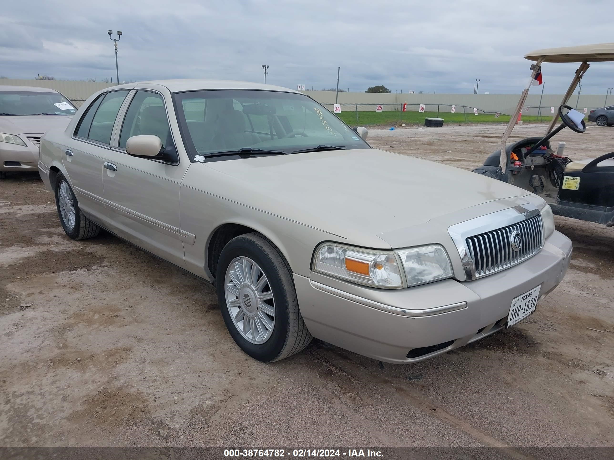 MERCURY GRAND MARQUIS 2008 2mefm75v38x662677