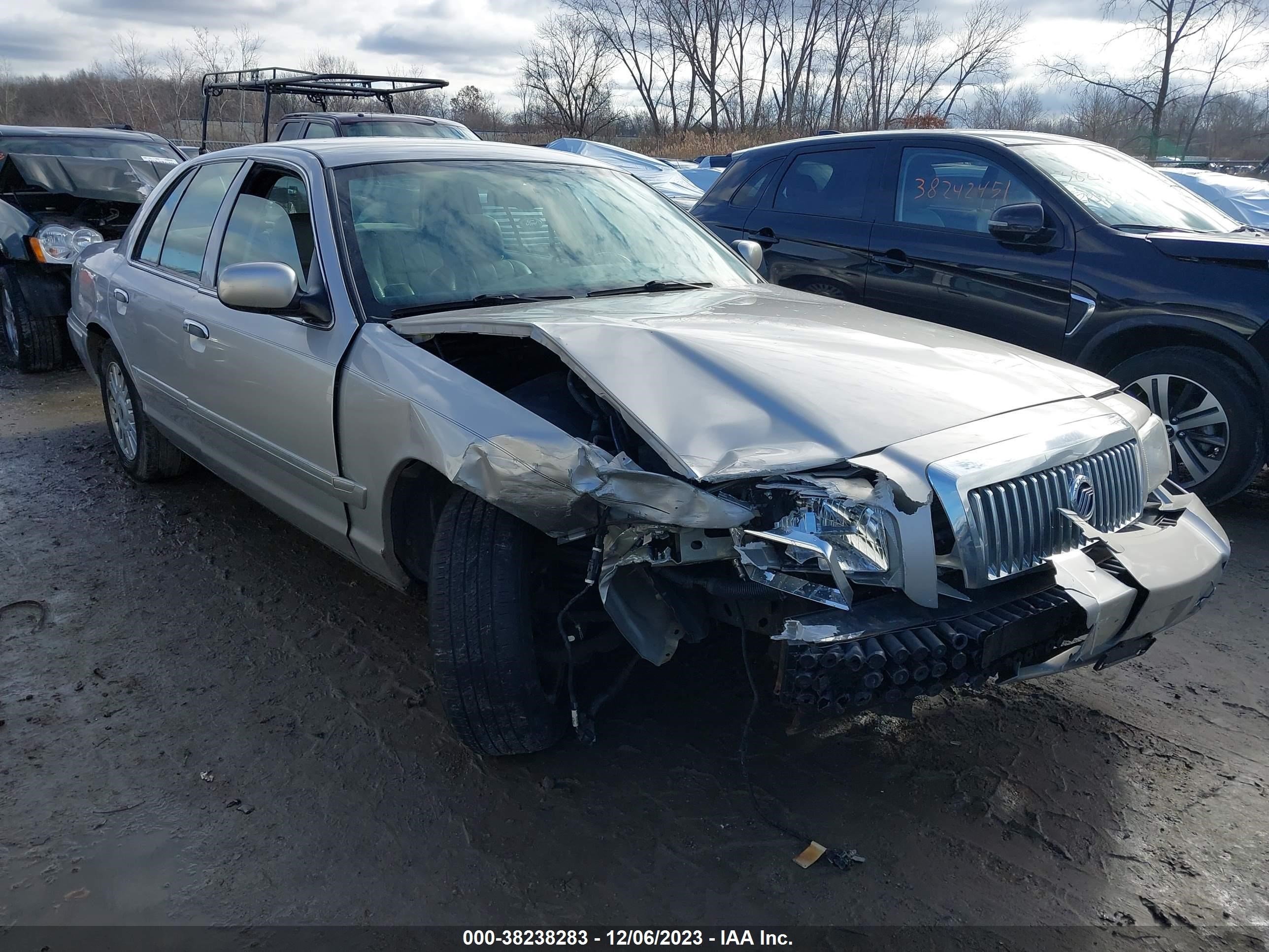 MERCURY GRAND MARQUIS 2007 2mefm75v87x605356