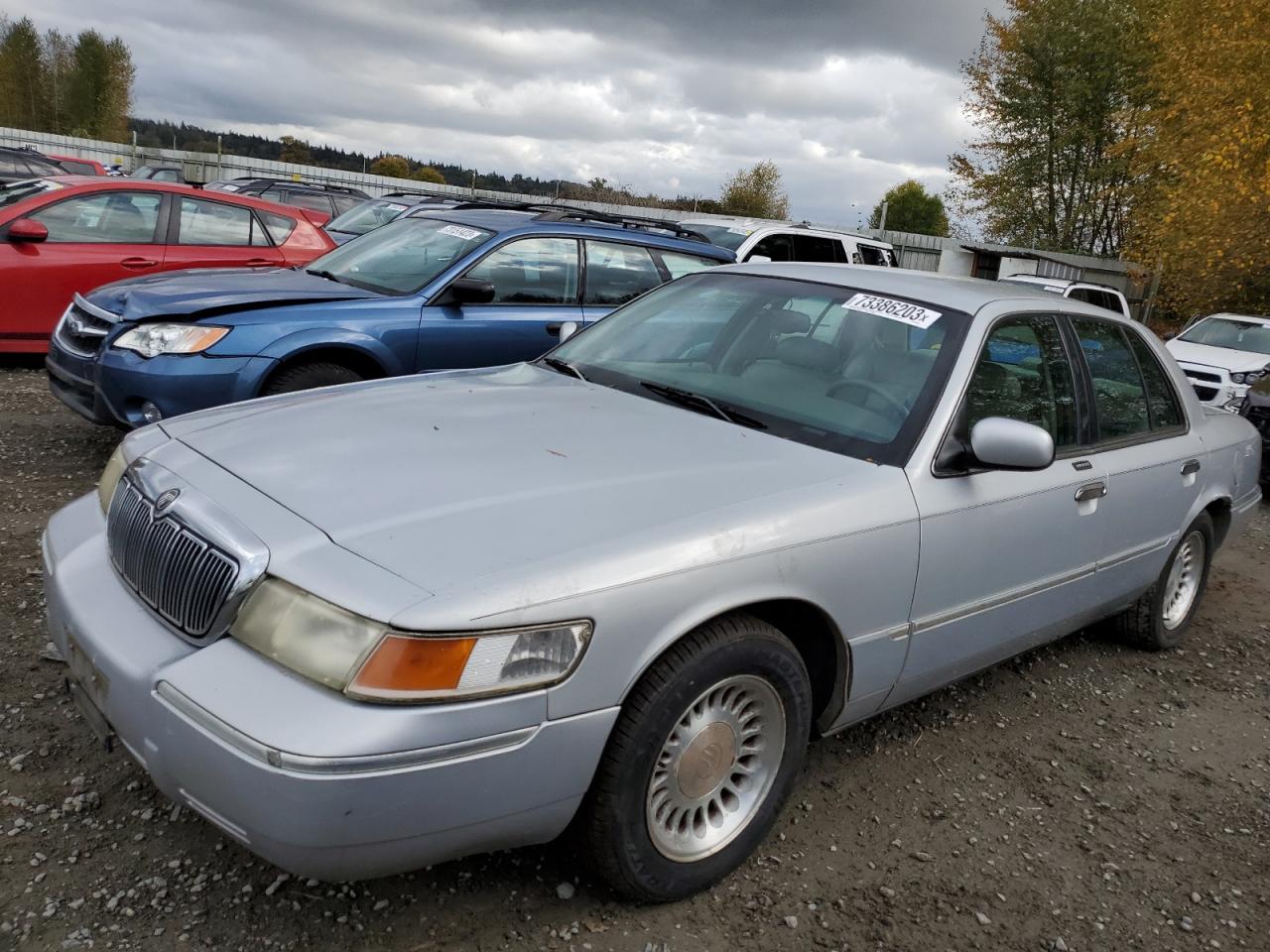 MERCURY GRAND MARQUIS 2001 2mefm75w01x686529