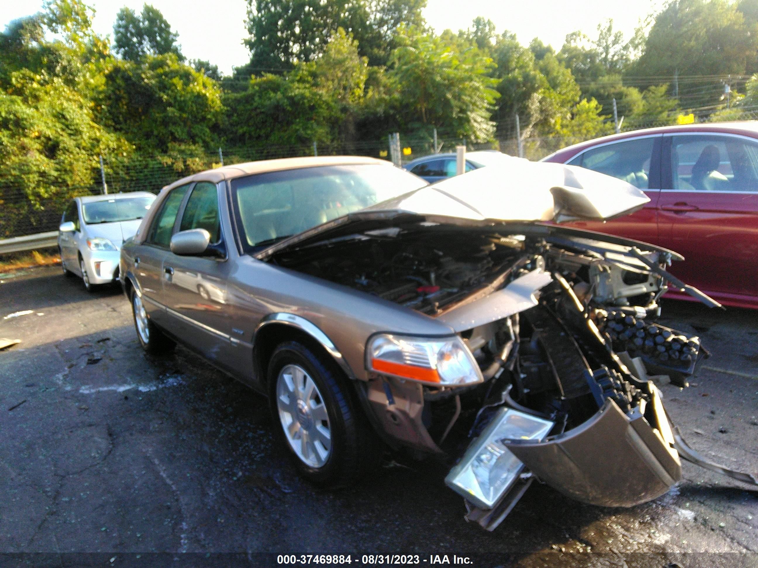 MERCURY GRAND MARQUIS 2005 2mefm75w05x674726