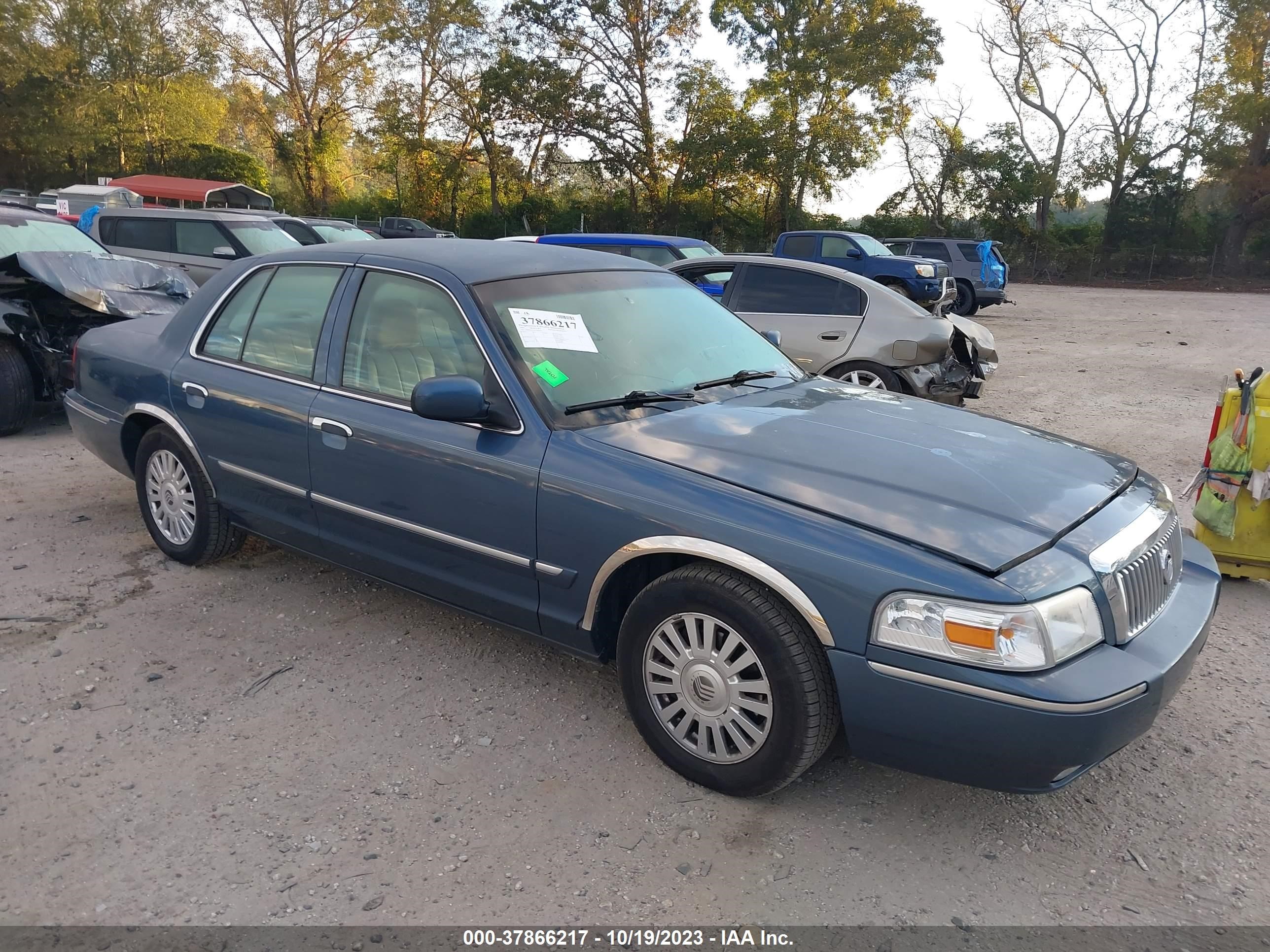 MERCURY GRAND MARQUIS 2007 2mefm75w07x606705