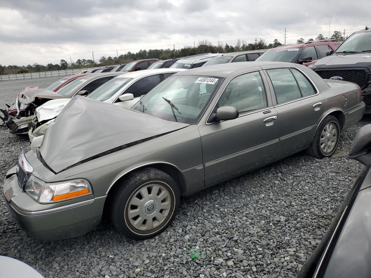 MERCURY GRAND MARQUIS 2004 2mefm75w14x659957