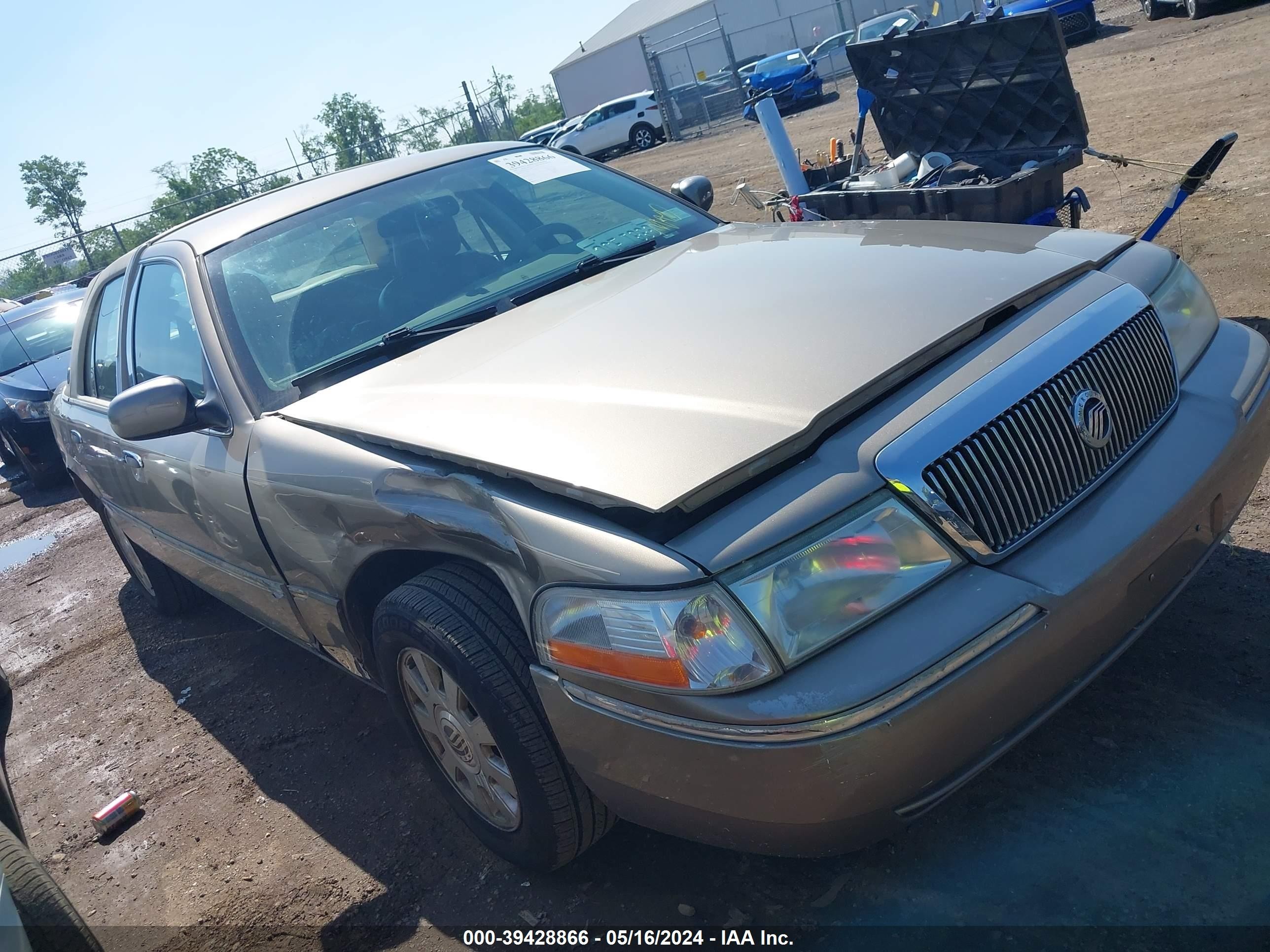 MERCURY GRAND MARQUIS 2005 2mefm75w25x601583