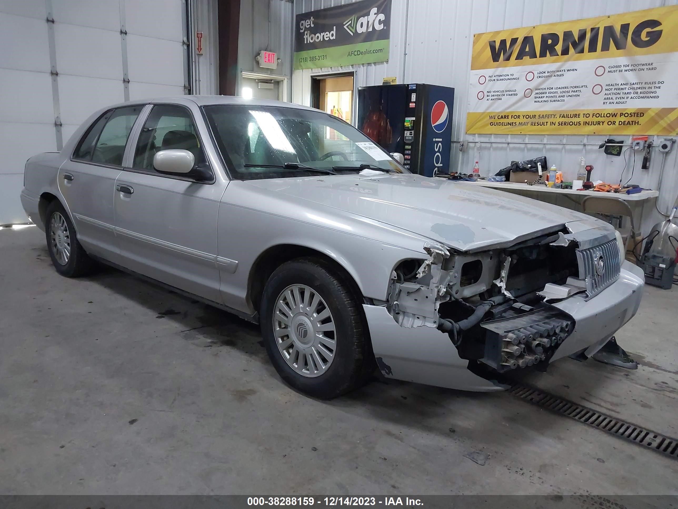 MERCURY GRAND MARQUIS 2007 2mefm75w27x614823