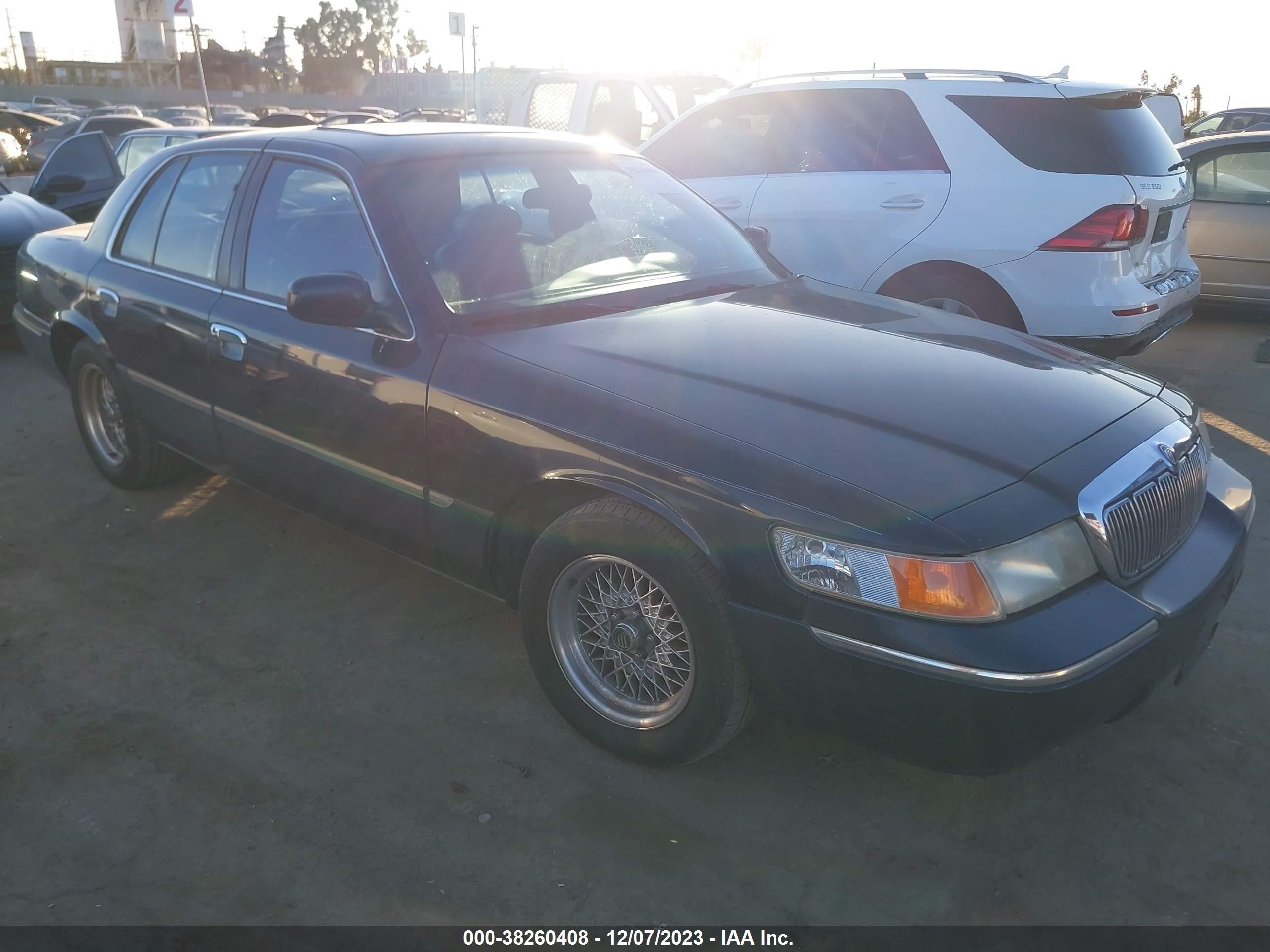 MERCURY GRAND MARQUIS 1999 2mefm75w2xx611663