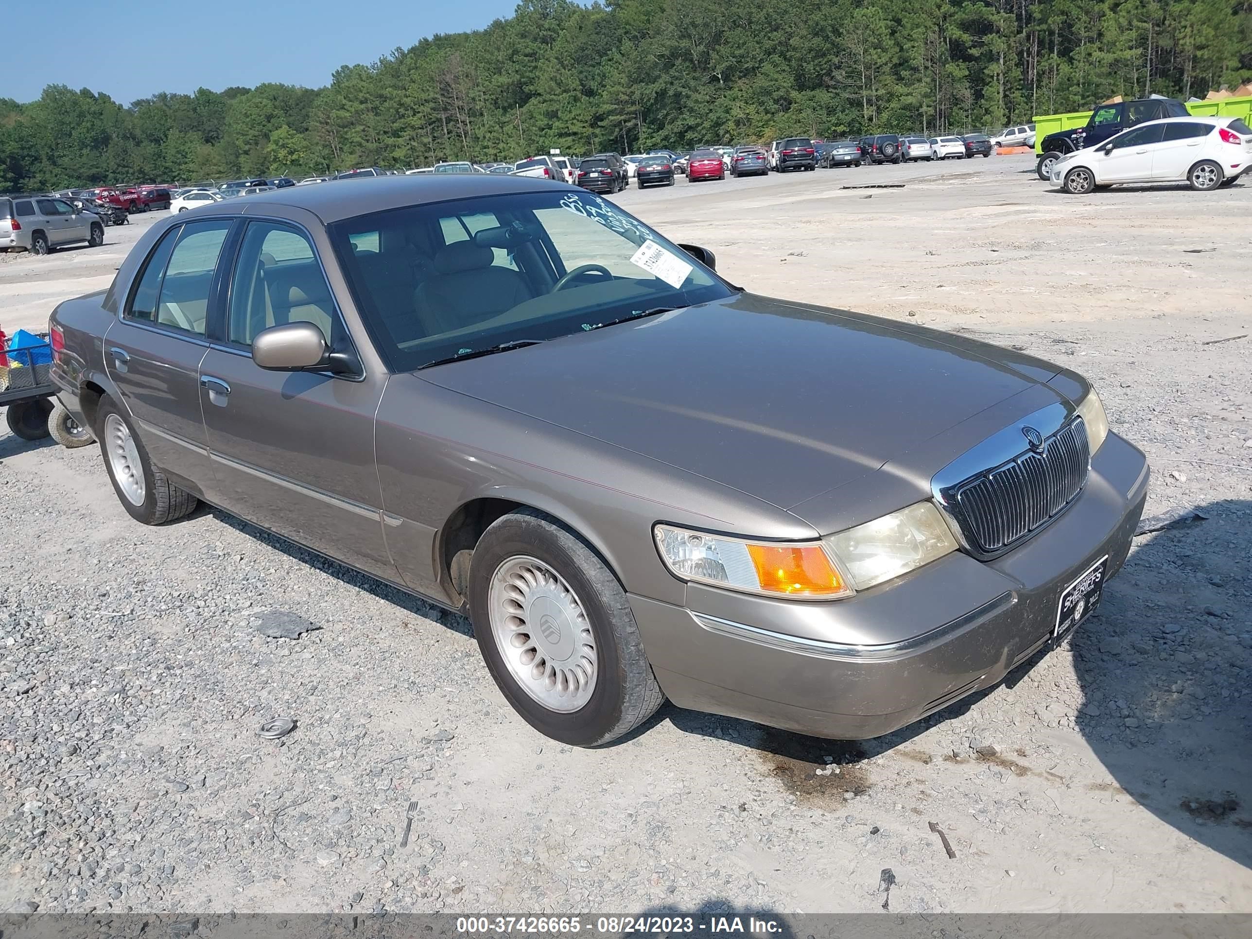 MERCURY GRAND MARQUIS 2002 2mefm75w32x645006