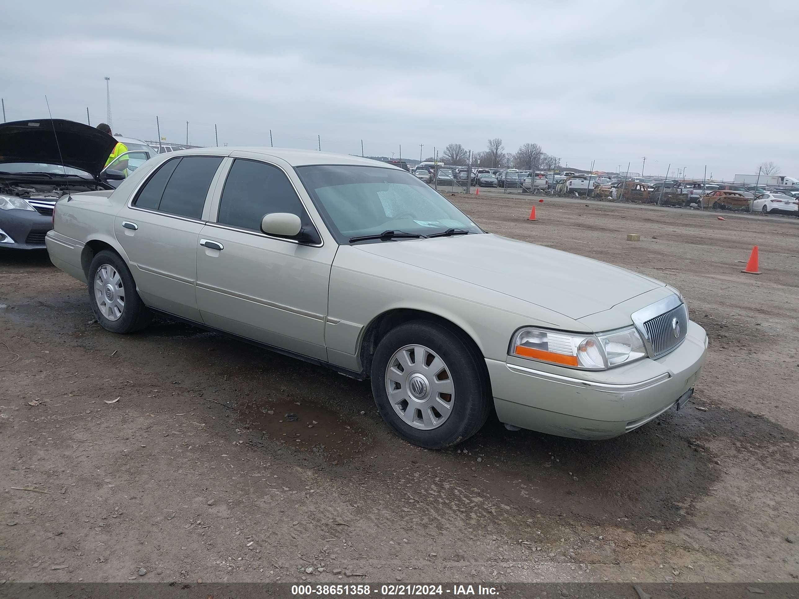 MERCURY GRAND MARQUIS 2005 2mefm75w35x605271