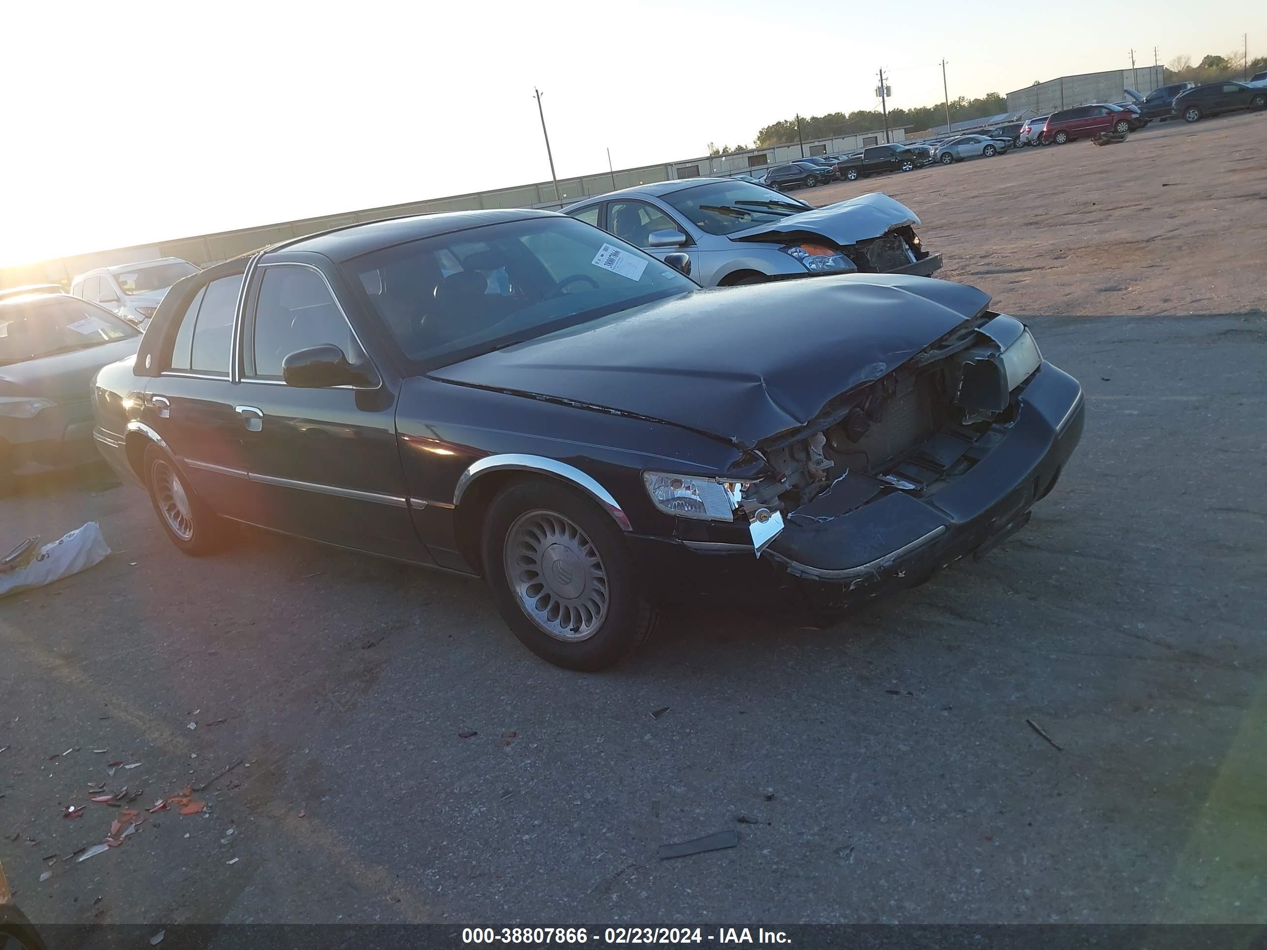 MERCURY GRAND MARQUIS 2002 2mefm75w42x627601