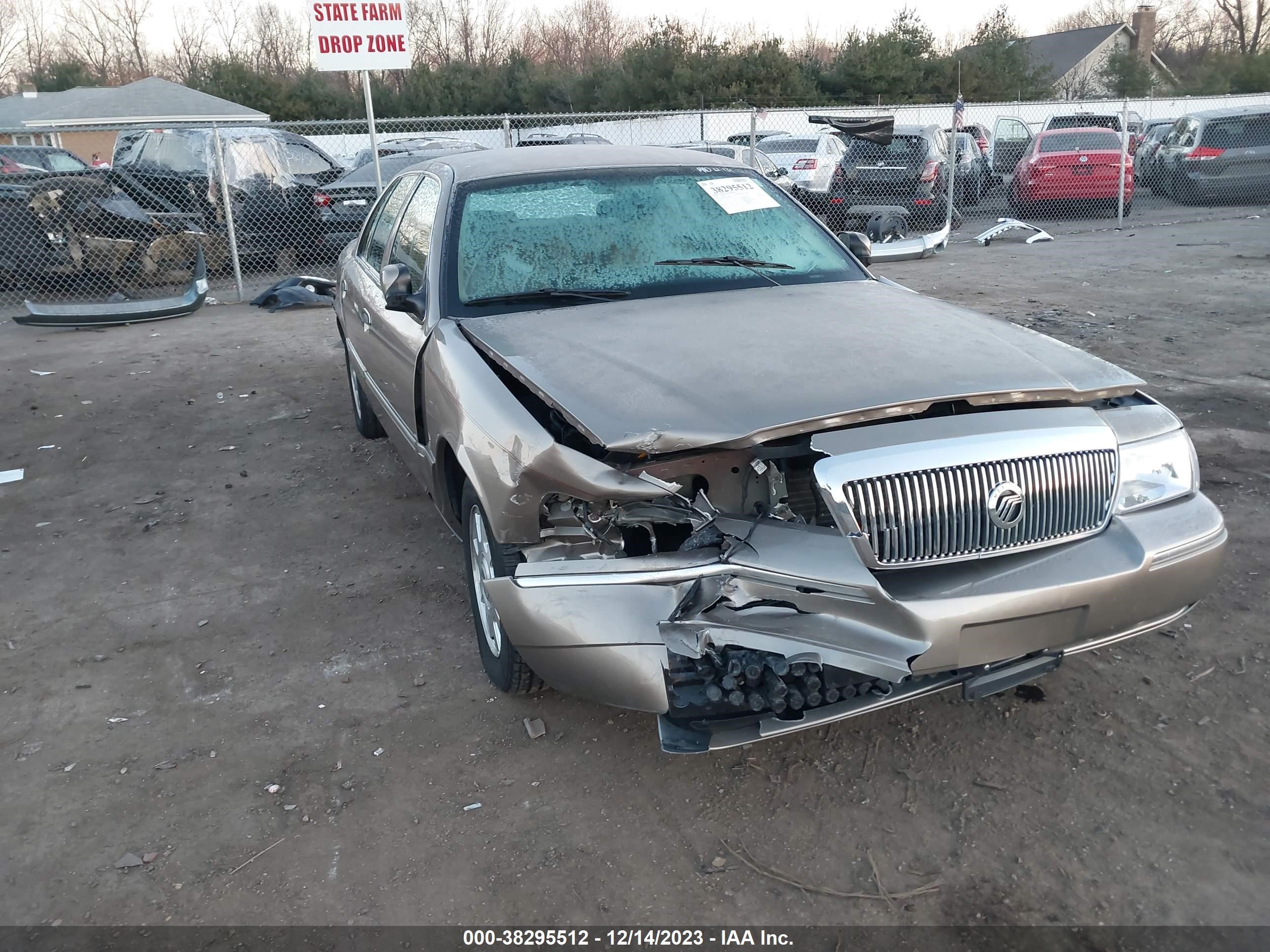 MERCURY GRAND MARQUIS 2003 2mefm75w53x699831