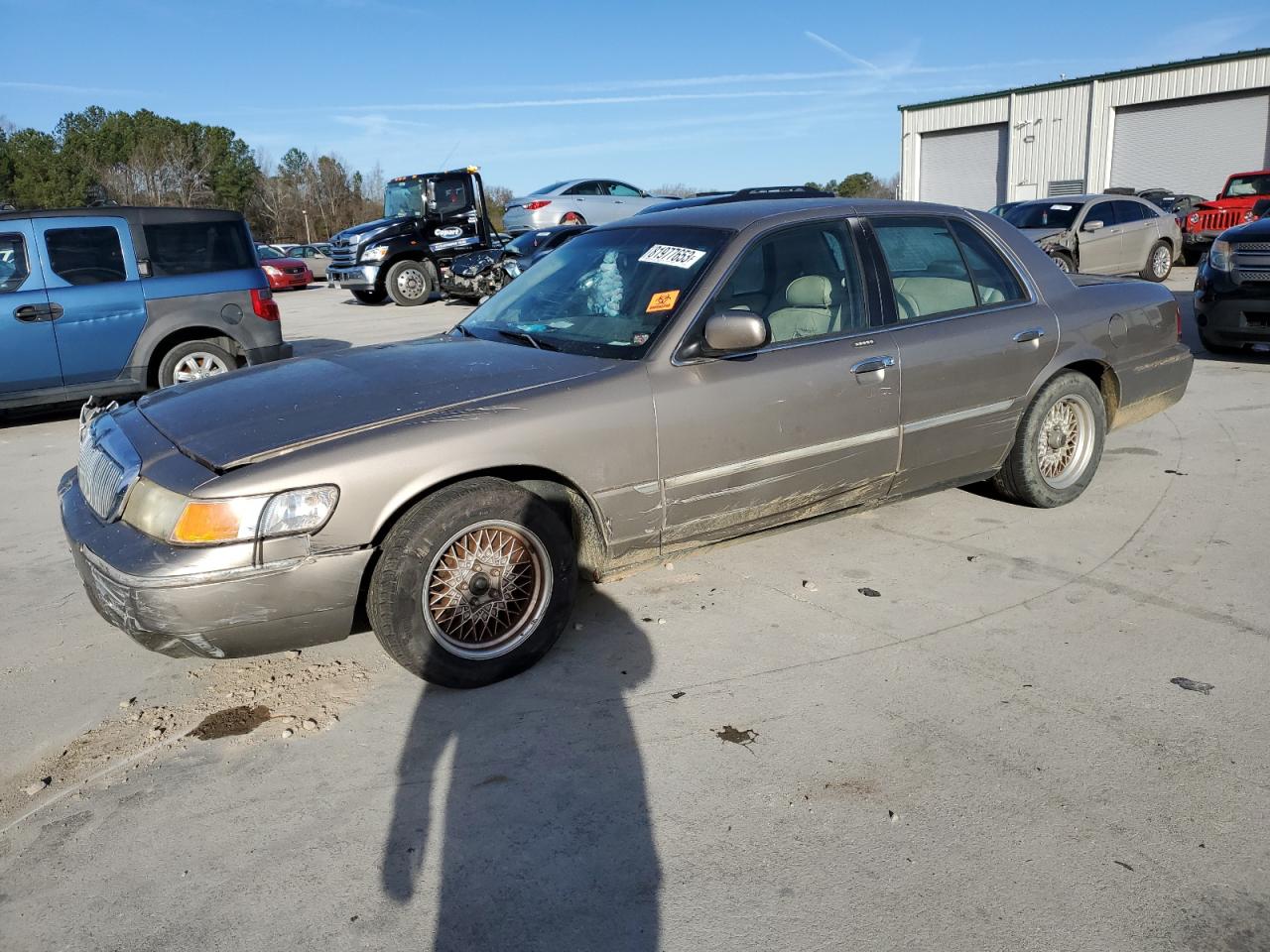 MERCURY GRAND MARQUIS 2001 2mefm75w61x682923