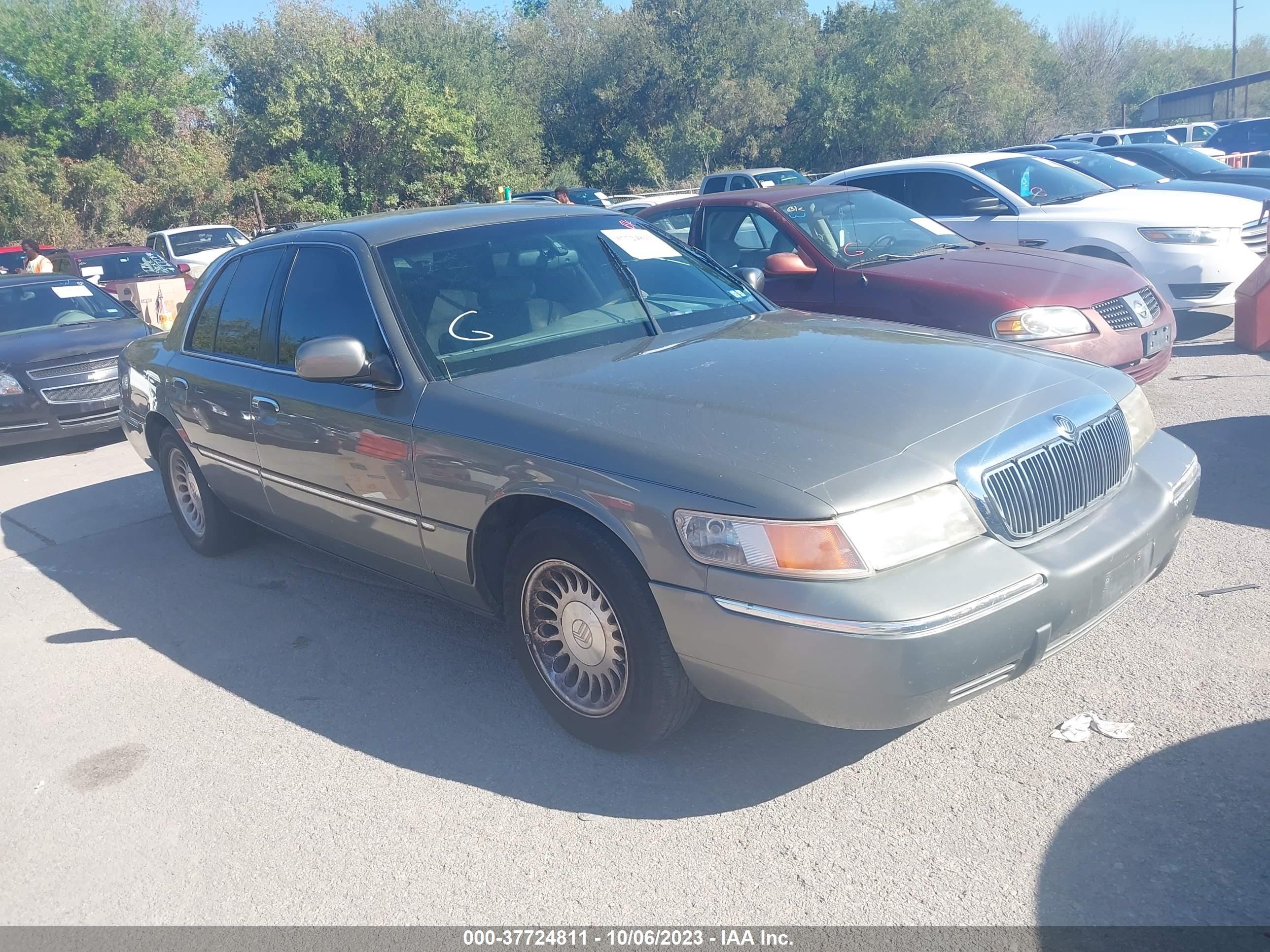 MERCURY GRAND MARQUIS 2002 2mefm75w62x612663