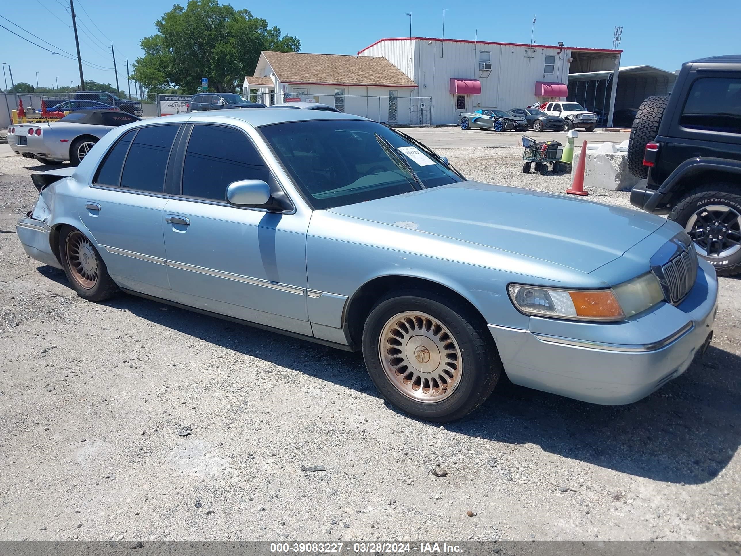 MERCURY GRAND MARQUIS 2002 2mefm75w62x634792