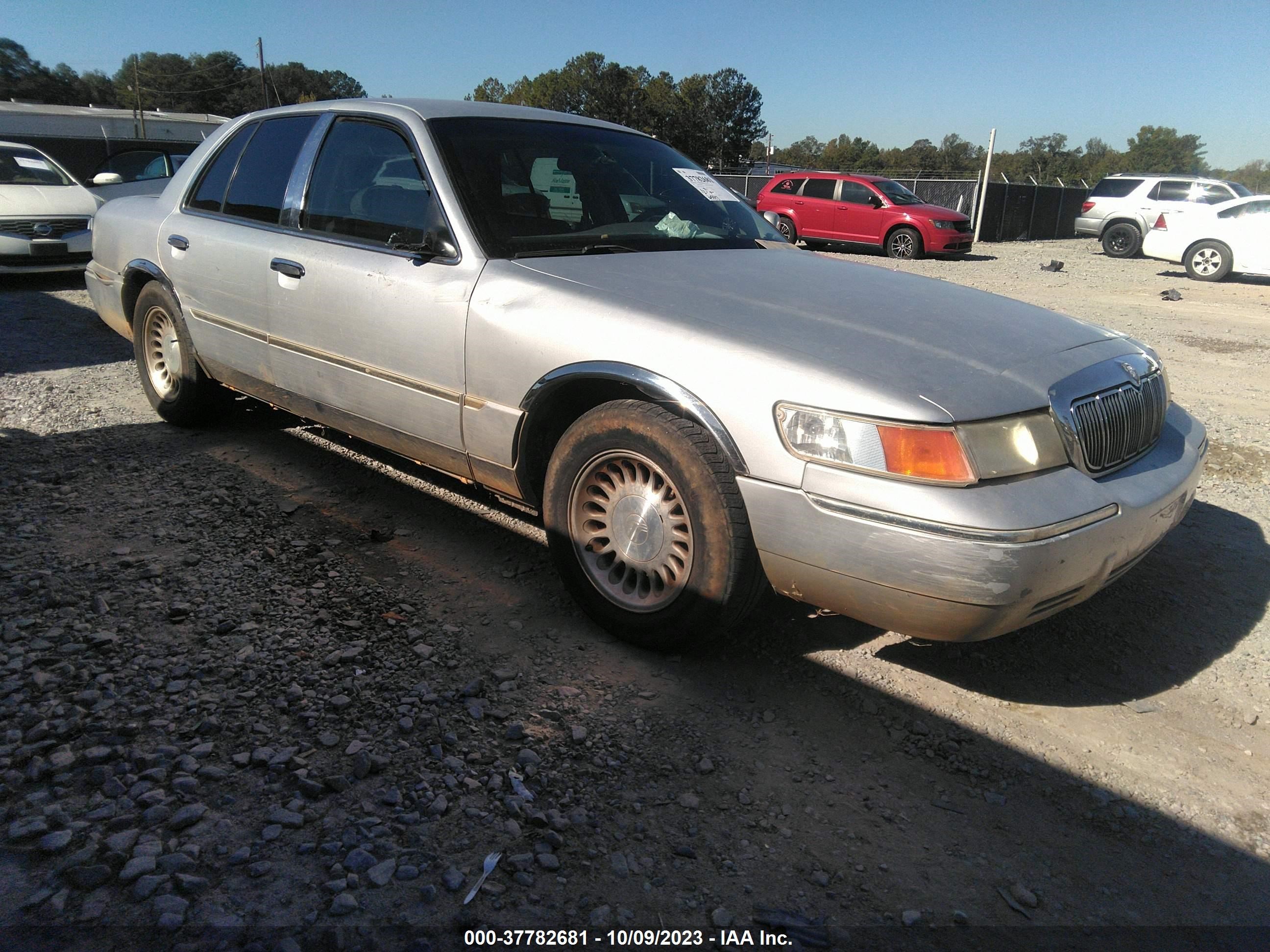 MERCURY GRAND MARQUIS 2002 2mefm75w62x651365