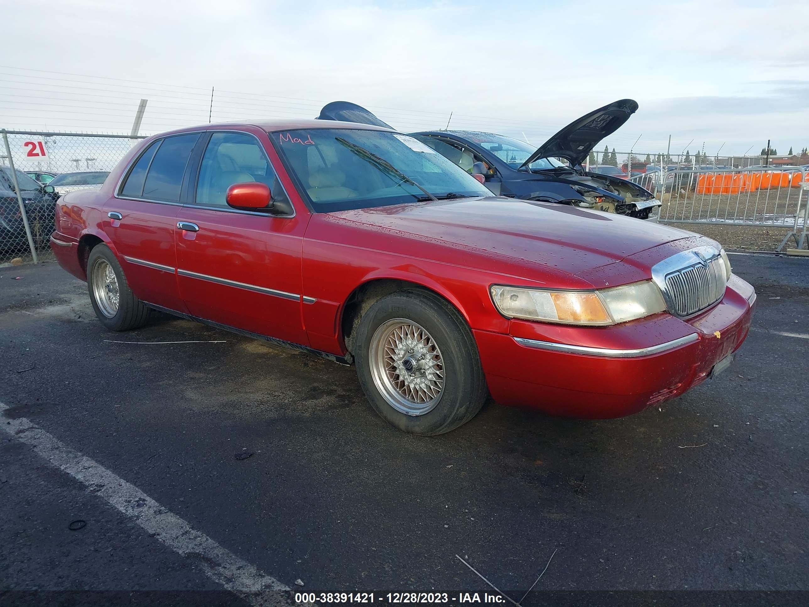 MERCURY GRAND MARQUIS 1998 2mefm75w6wx672884