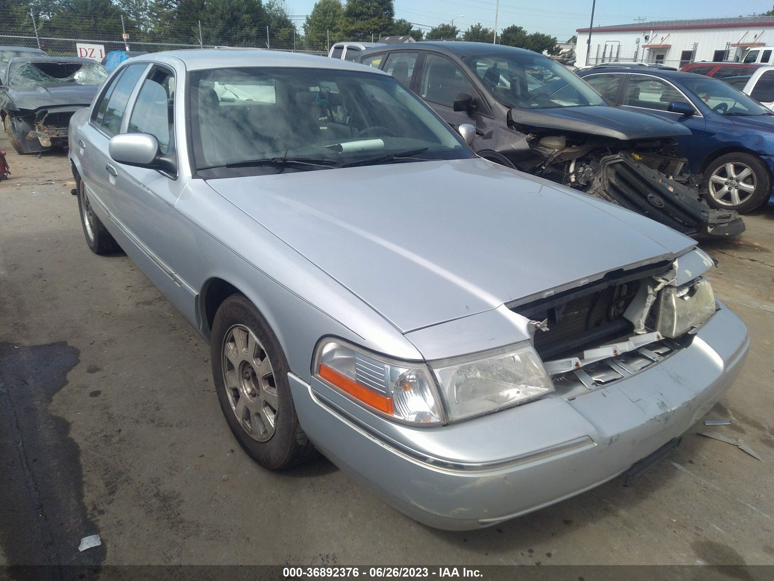 MERCURY GRAND MARQUIS 2003 2mefm75w83x663356