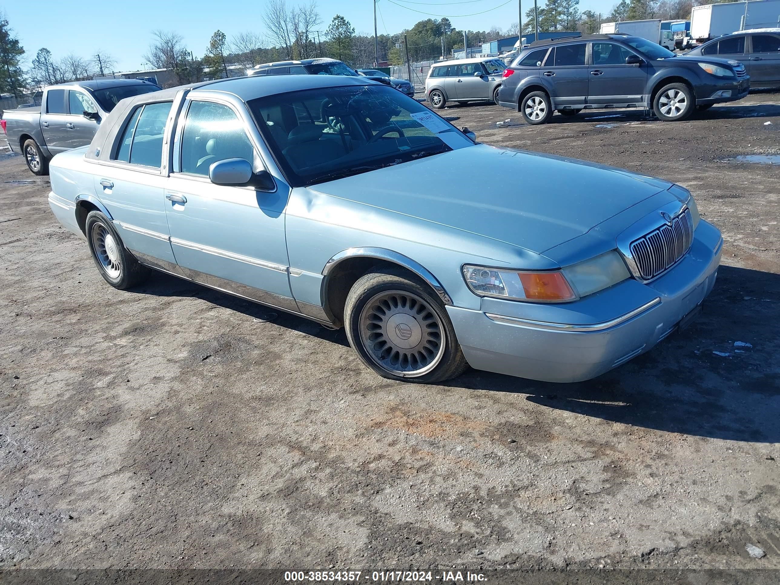 MERCURY GRAND MARQUIS 2002 2mefm75w92x641090