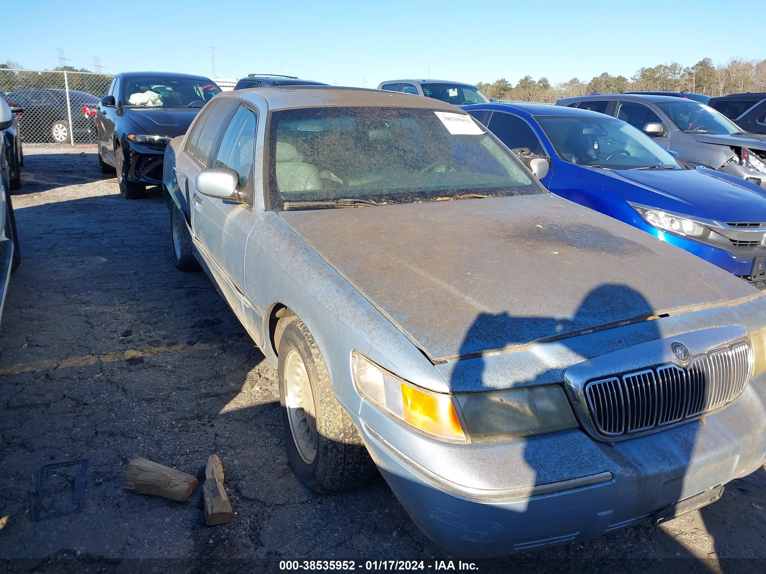 MERCURY GRAND MARQUIS 2000 2mefm75w9yx668184