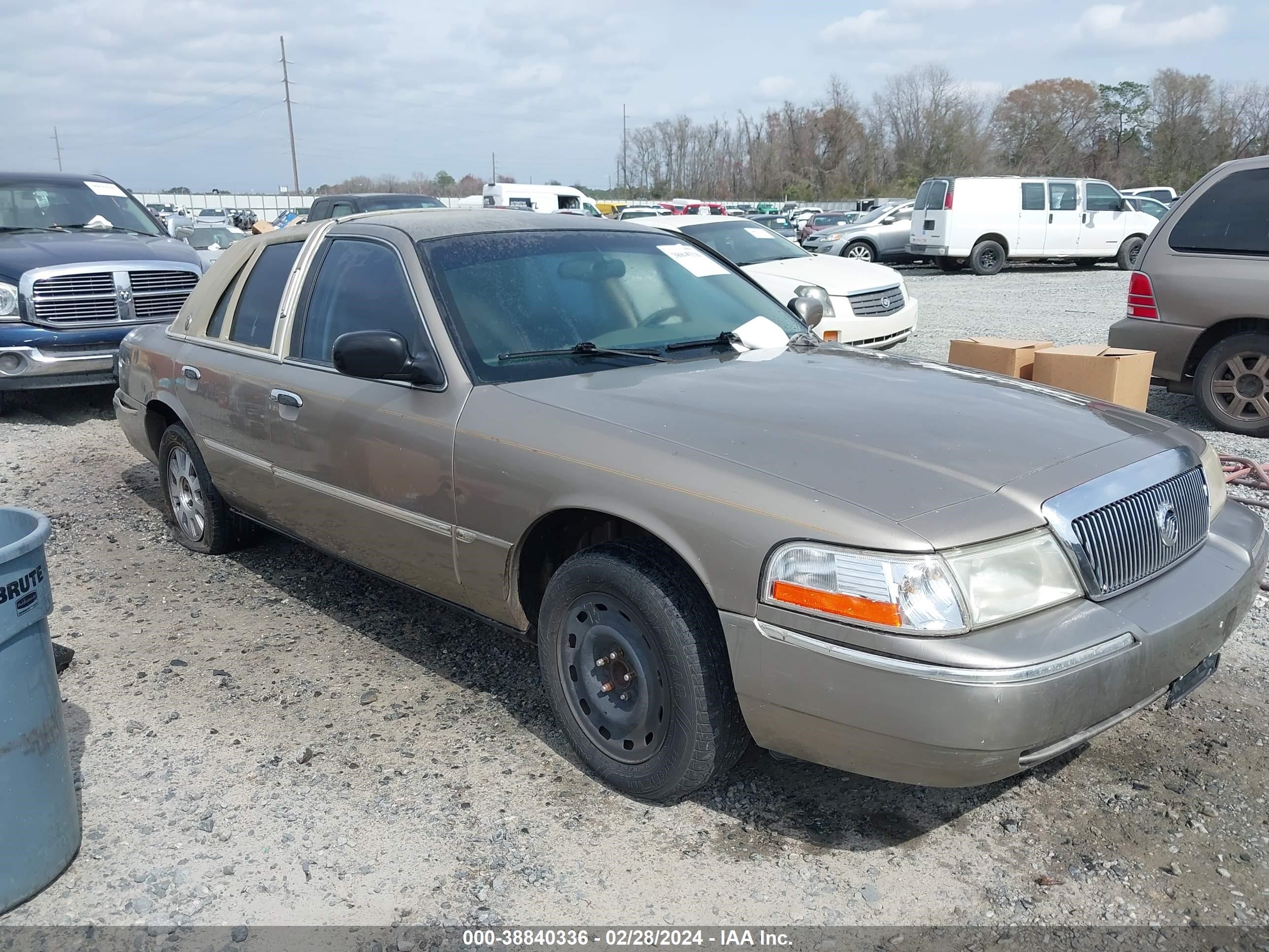 MERCURY GRAND MARQUIS 2003 2mefm75wx3x608357