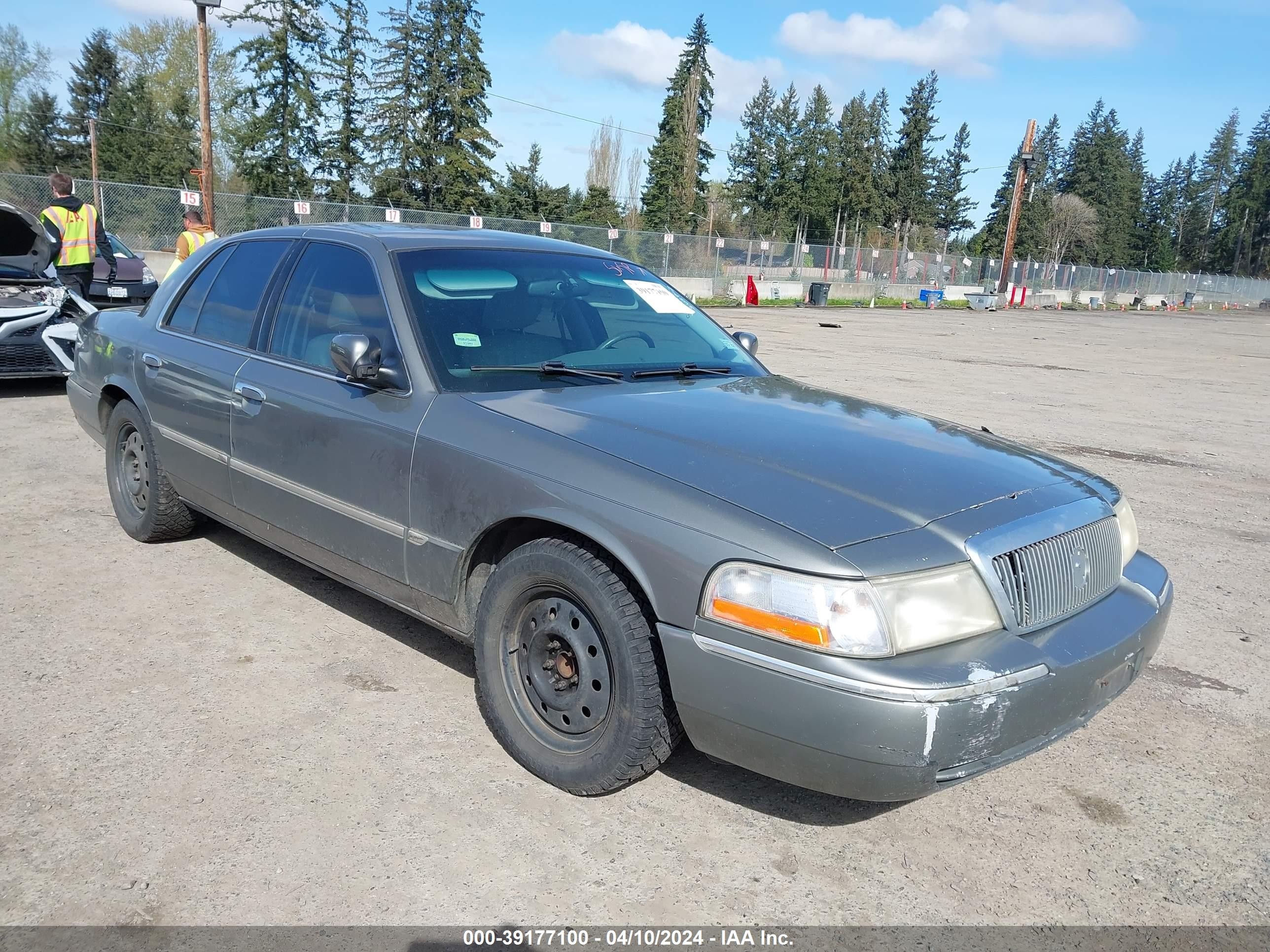 MERCURY GRAND MARQUIS 2003 2mefm75wx3x644078