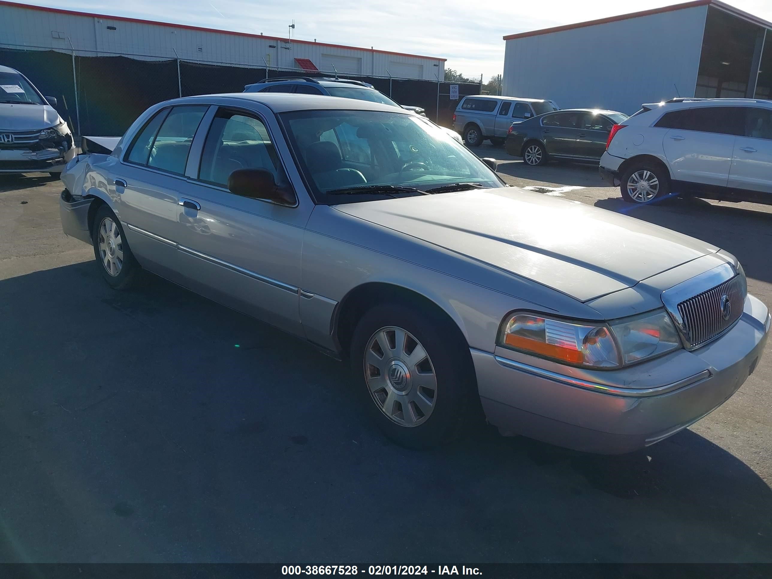 MERCURY GRAND MARQUIS 2005 2mefm75wx5x649817