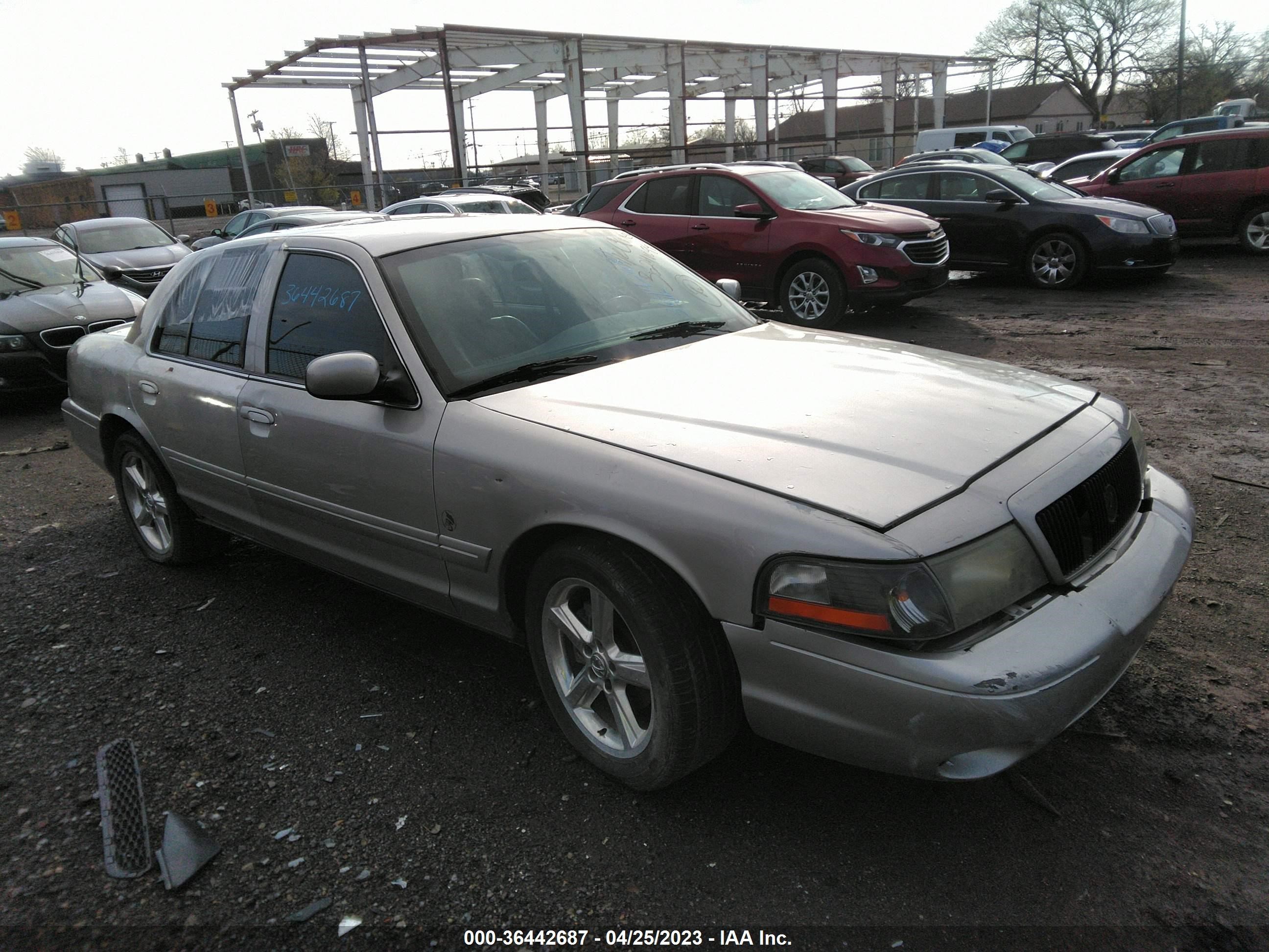 MERCURY MARAUDER 2003 2mehm75v13x713966