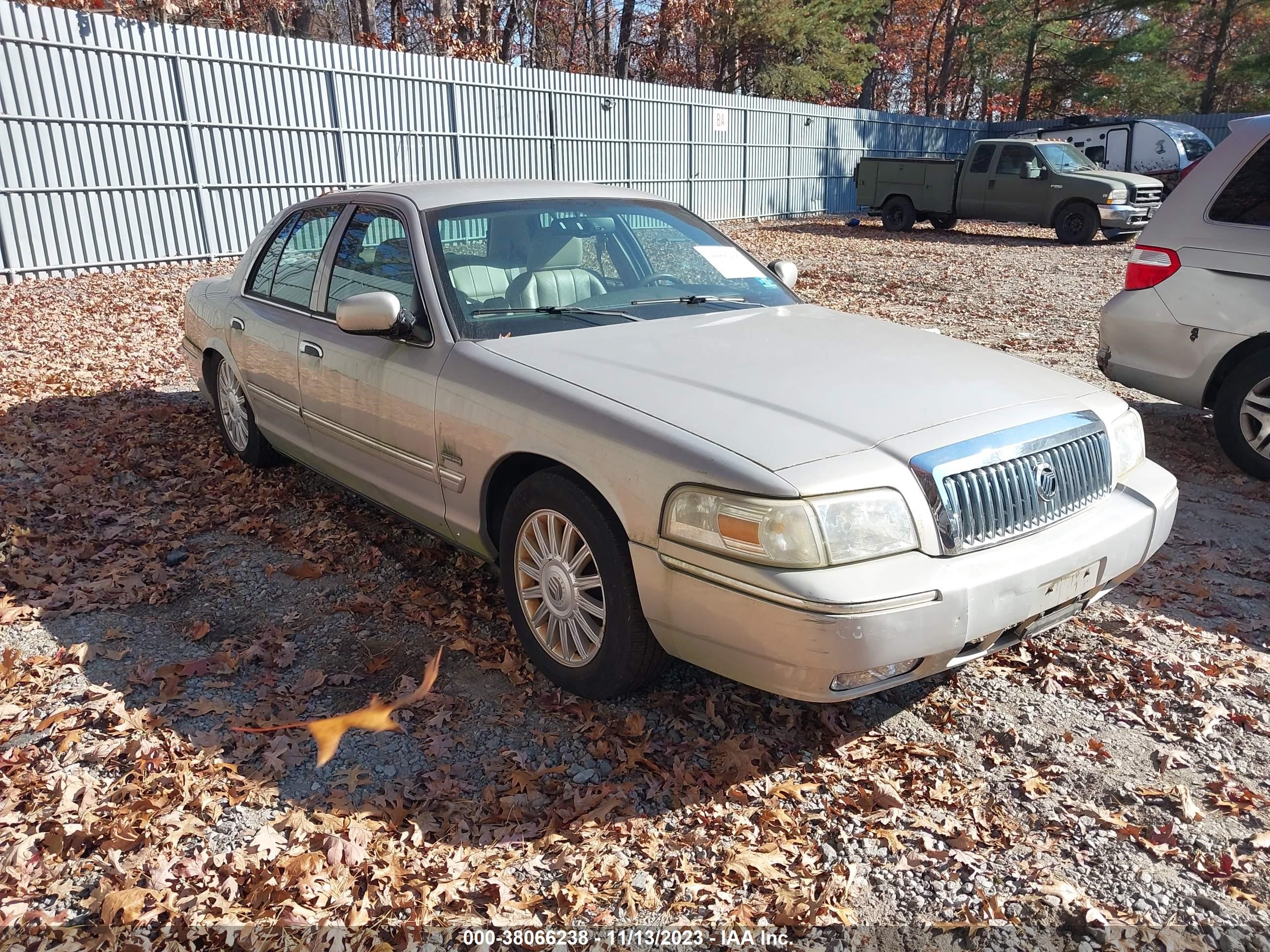 MERCURY GRAND MARQUIS 2009 2mehm75v69x619798