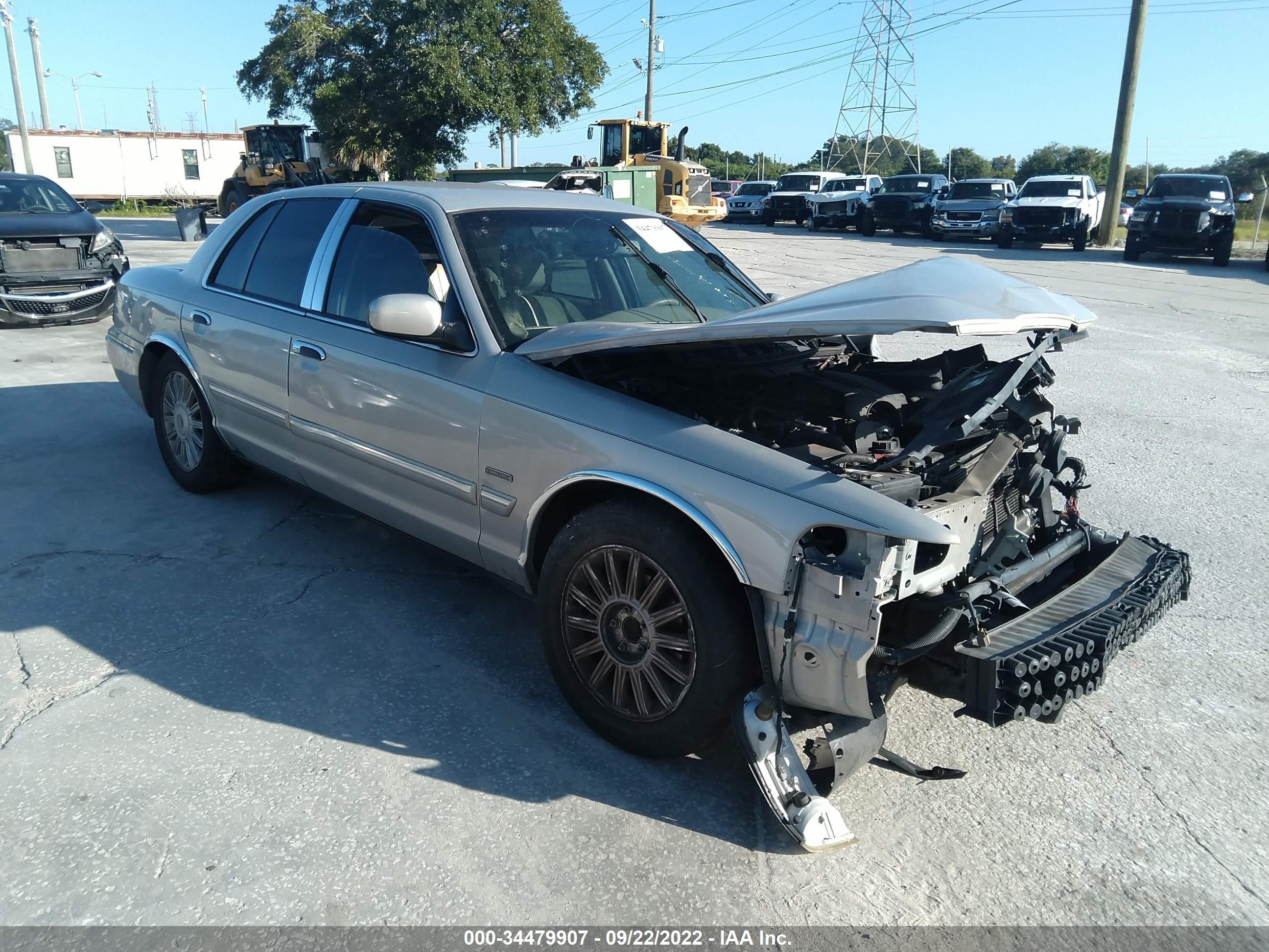 MERCURY GRAND MARQUIS 2009 2mehm75vx9x630867