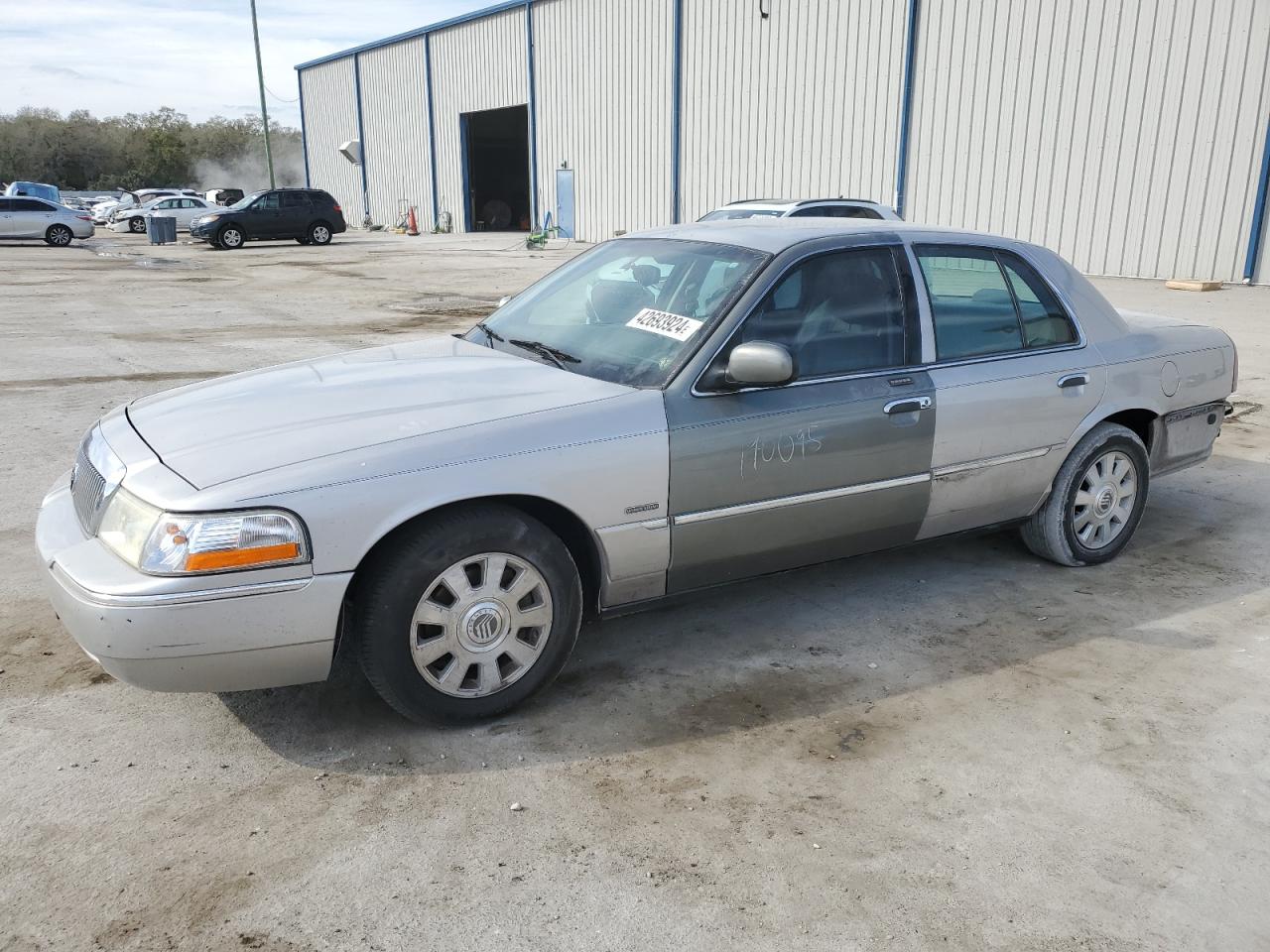 MERCURY GRAND MARQUIS 2004 2mehm75w34x639914