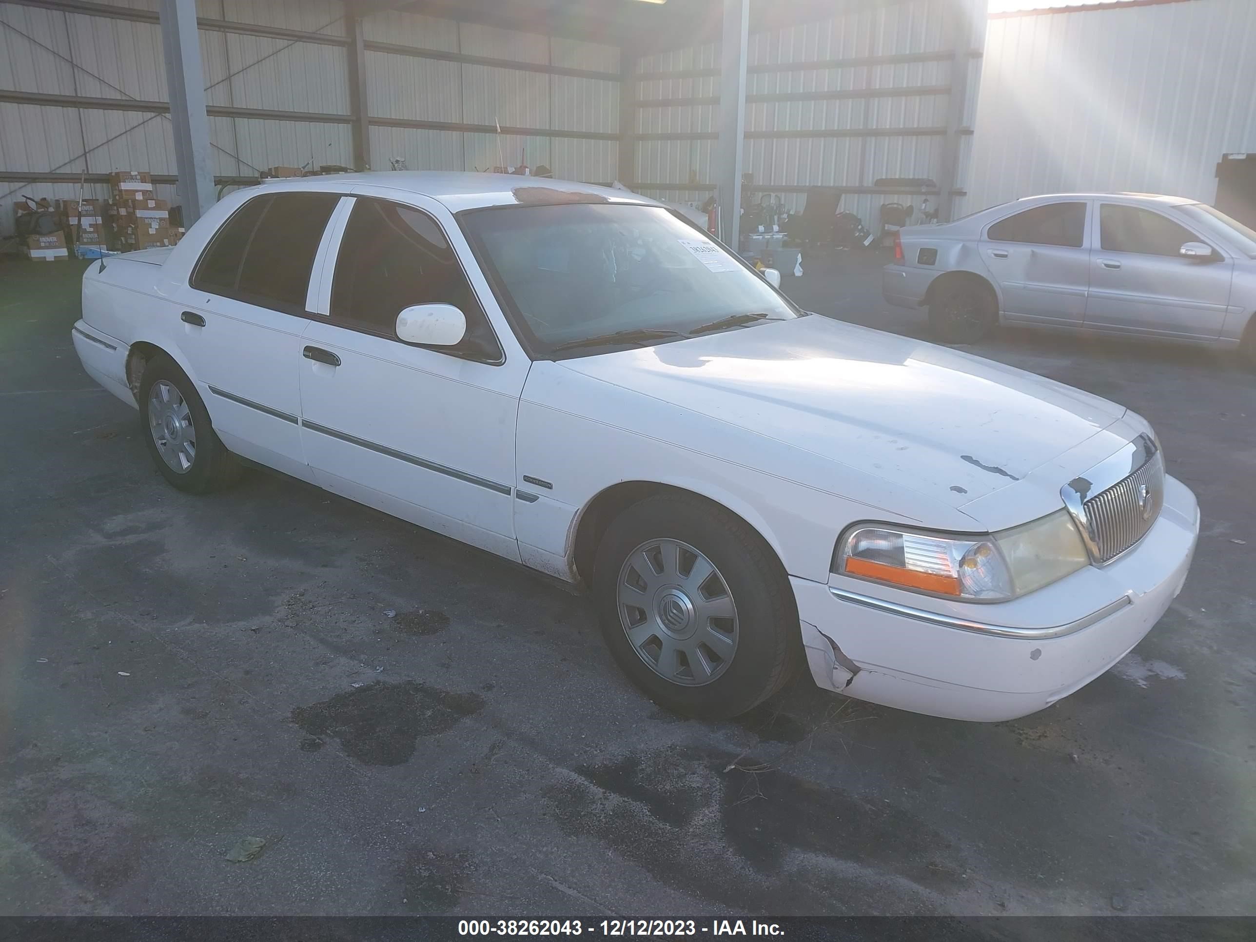 MERCURY GRAND MARQUIS 2005 2mehm75w45x674575