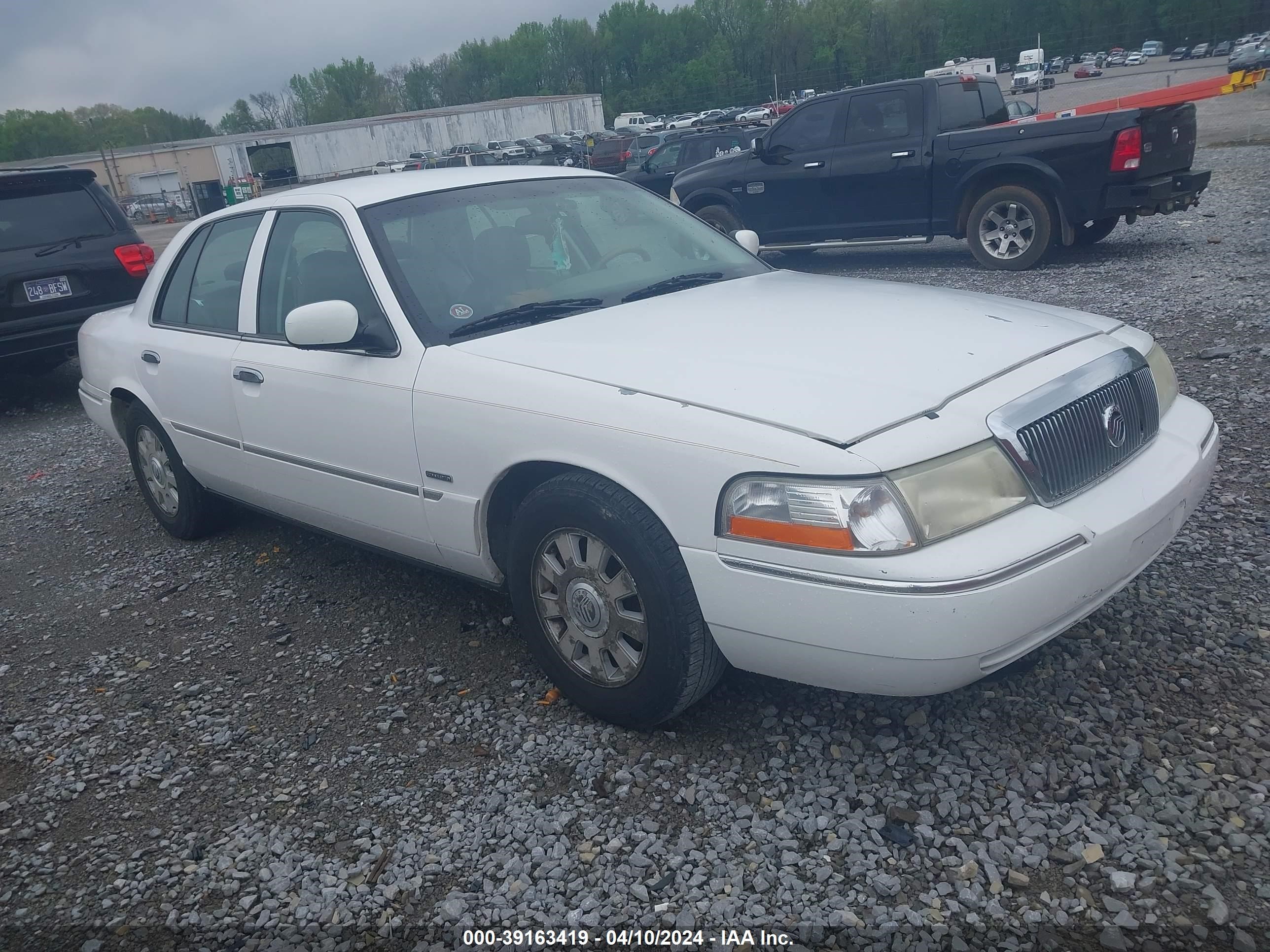 MERCURY GRAND MARQUIS 2004 2mehm75w74x690347