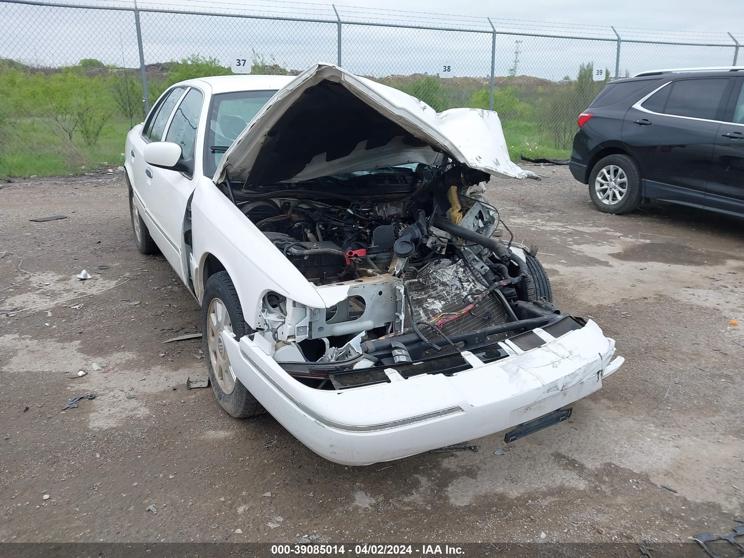 MERCURY GRAND MARQUIS 2005 2mehm75w85x641689