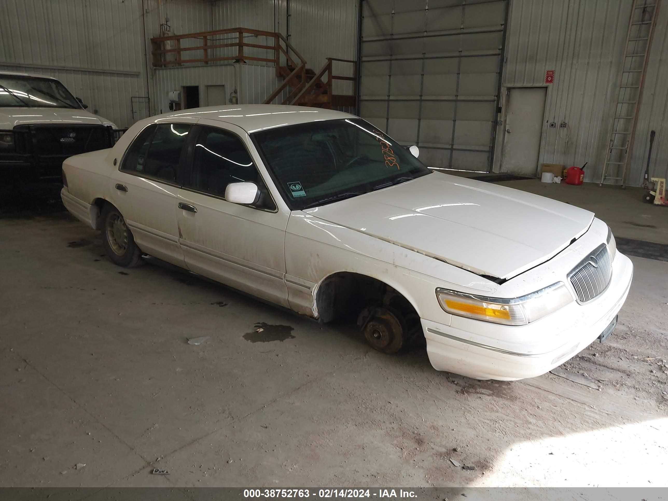 MERCURY GRAND MARQUIS 1996 2melm74w0tx623180