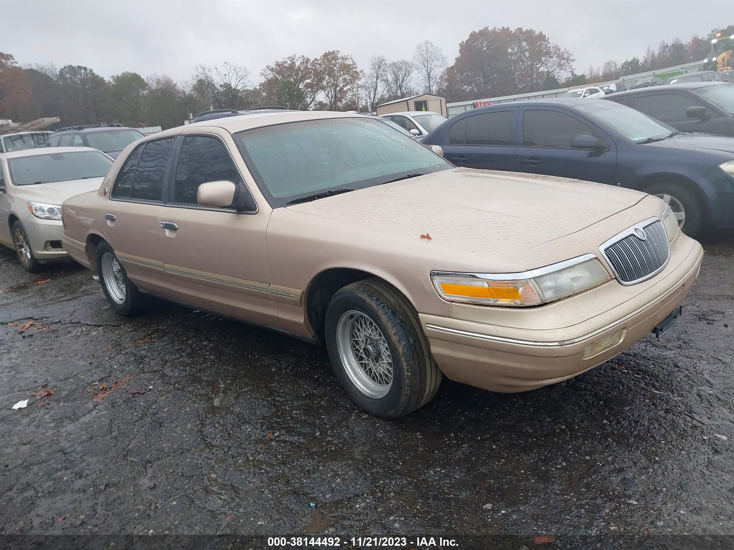 MERCURY GRAND MARQUIS 1996 2melm74w2tx695868