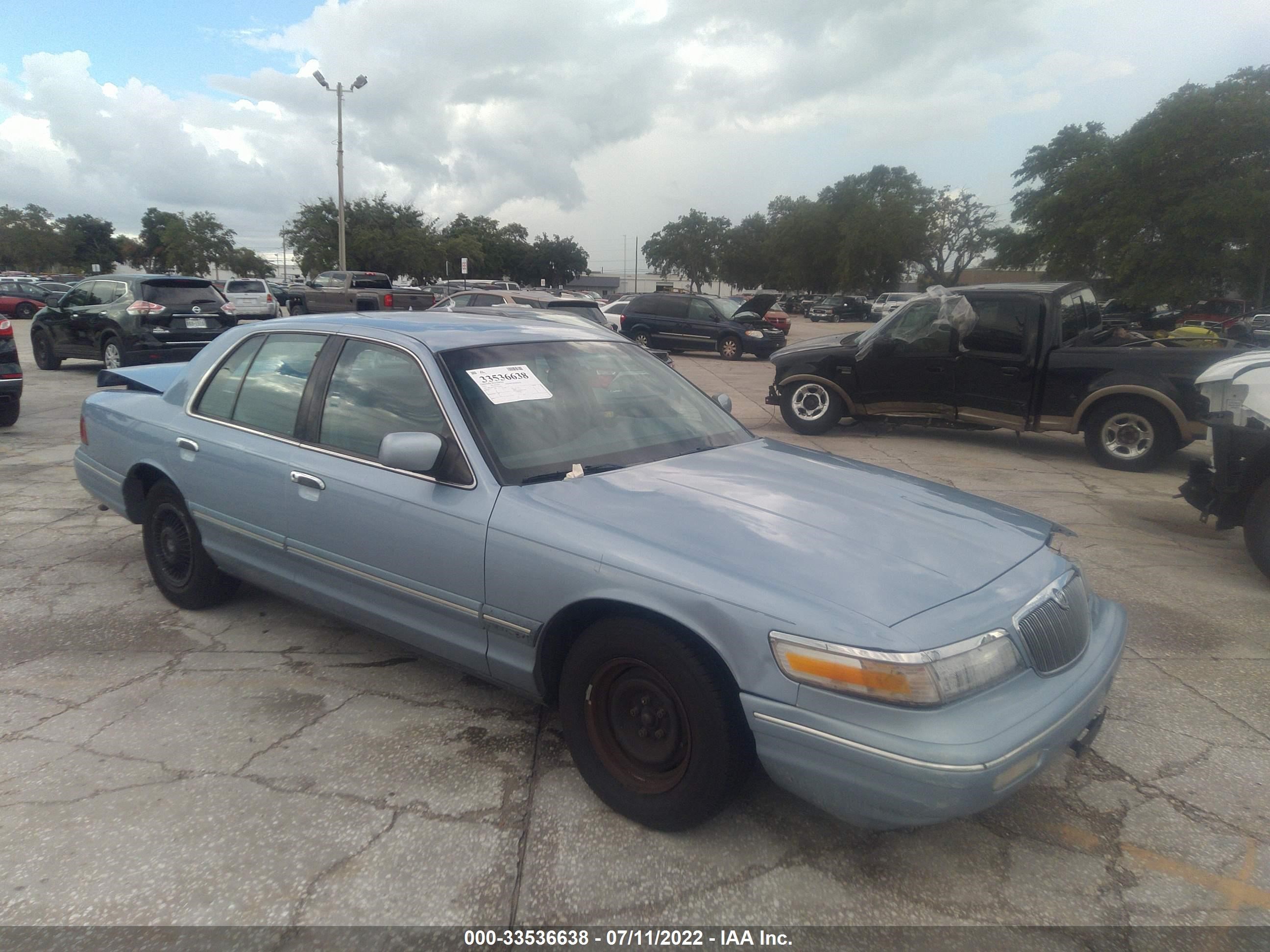 MERCURY GRAND MARQUIS 1997 2melm74w4vx722880