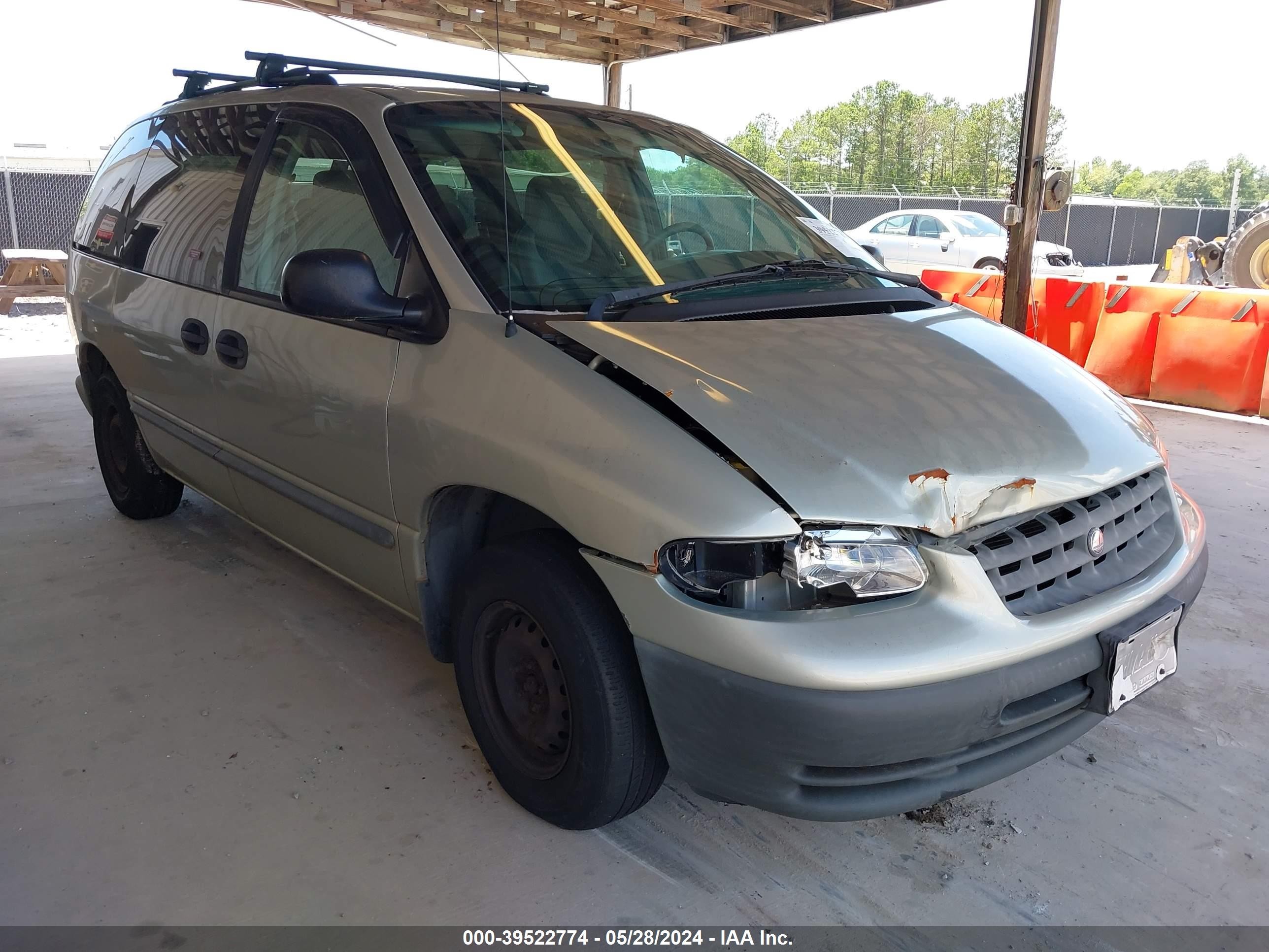 PLYMOUTH VOYAGER 2000 2p4gp2539yr539299