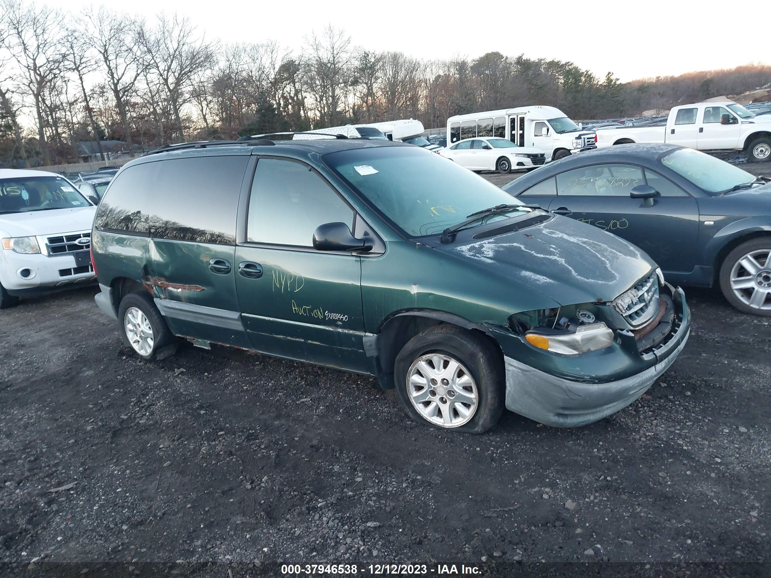 PLYMOUTH VOYAGER 1998 2p4gp45r1wr644075