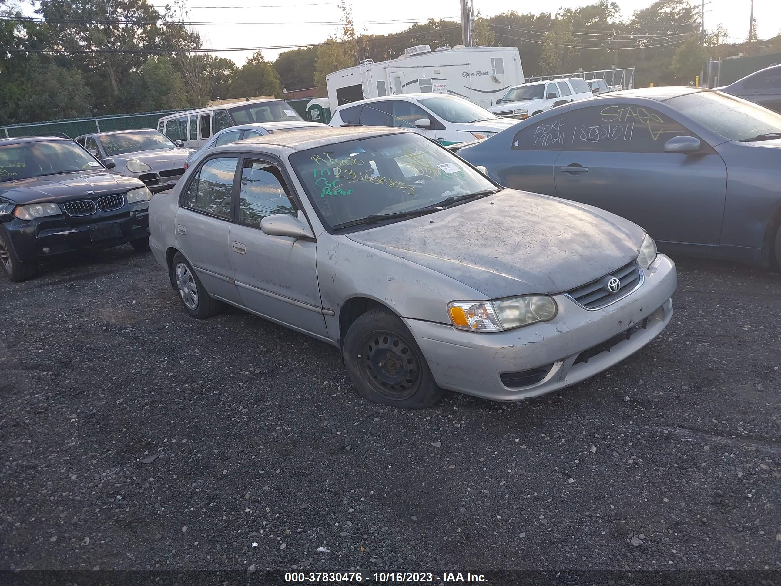 TOYOTA COROLLA 2002 2t1br12e22c564612