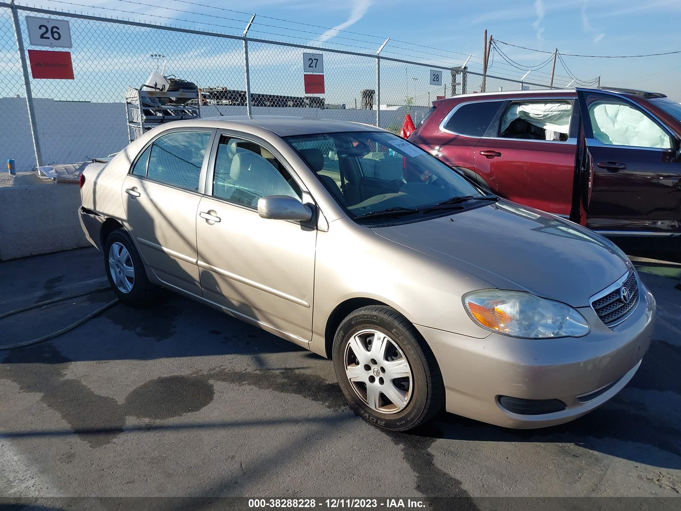 TOYOTA COROLLA 2005 2t1br30e35c430467