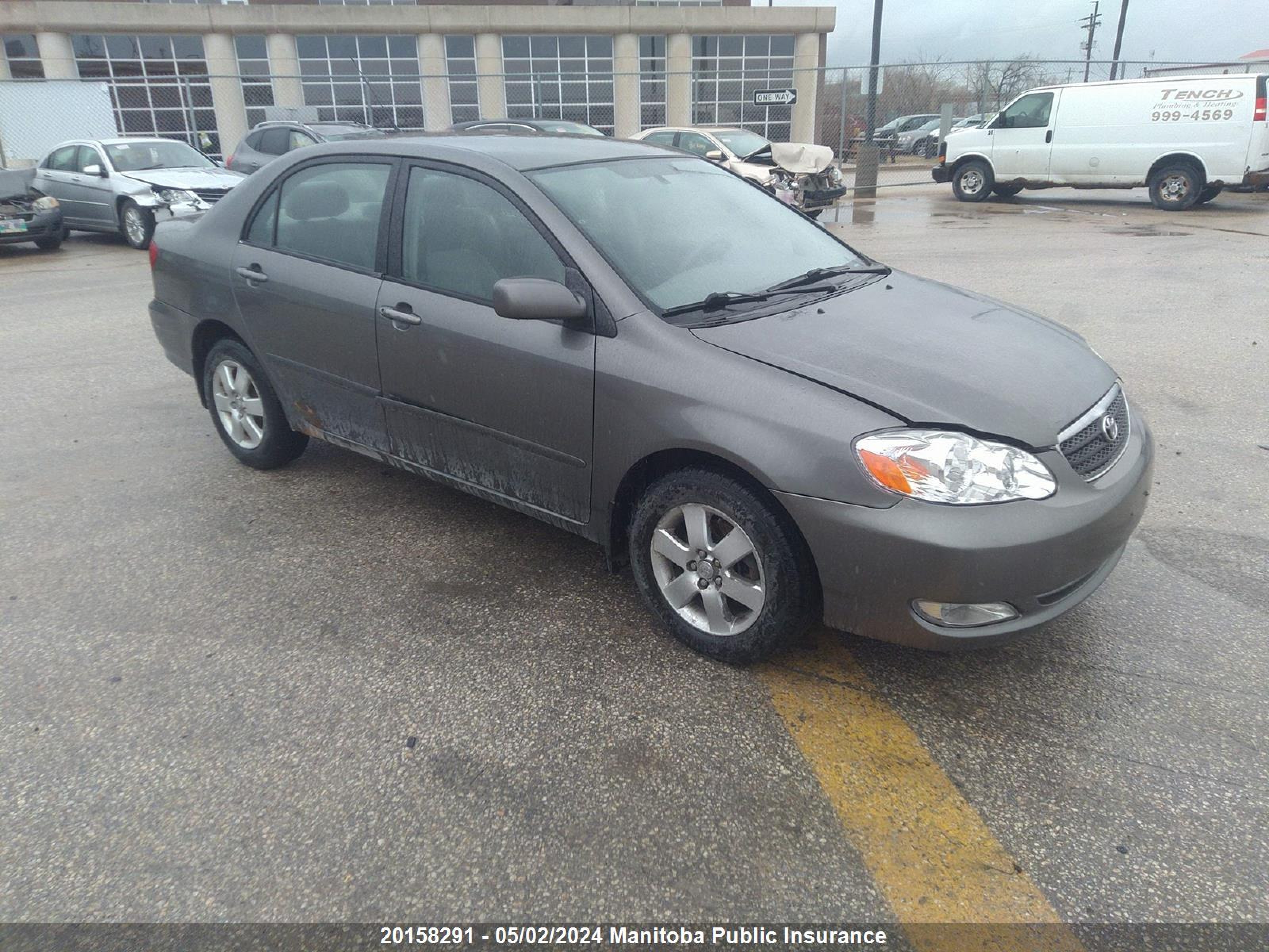 TOYOTA COROLLA 2005 2t1br32e05c910110