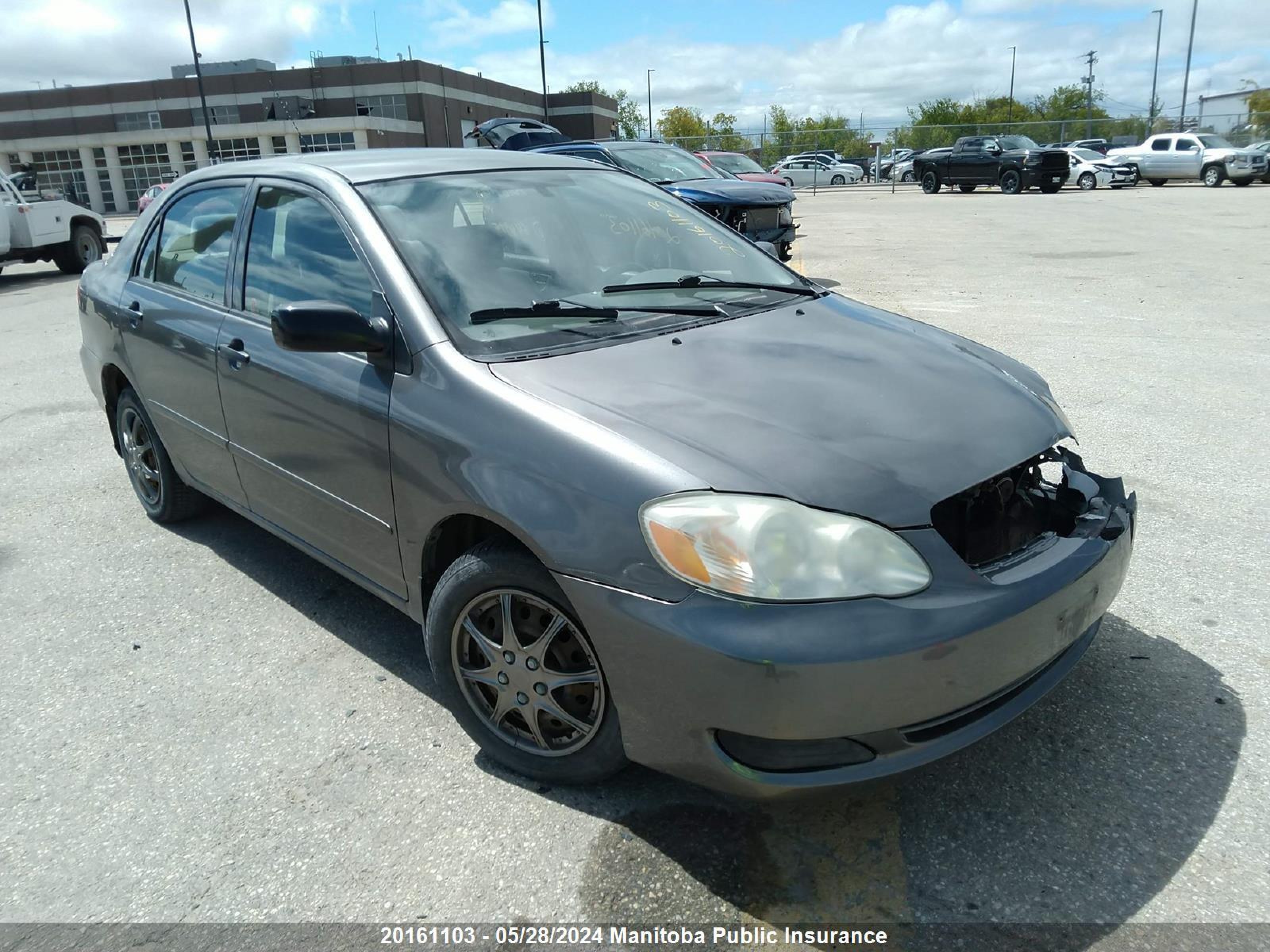 TOYOTA COROLLA 2006 2t1br32e26c644915