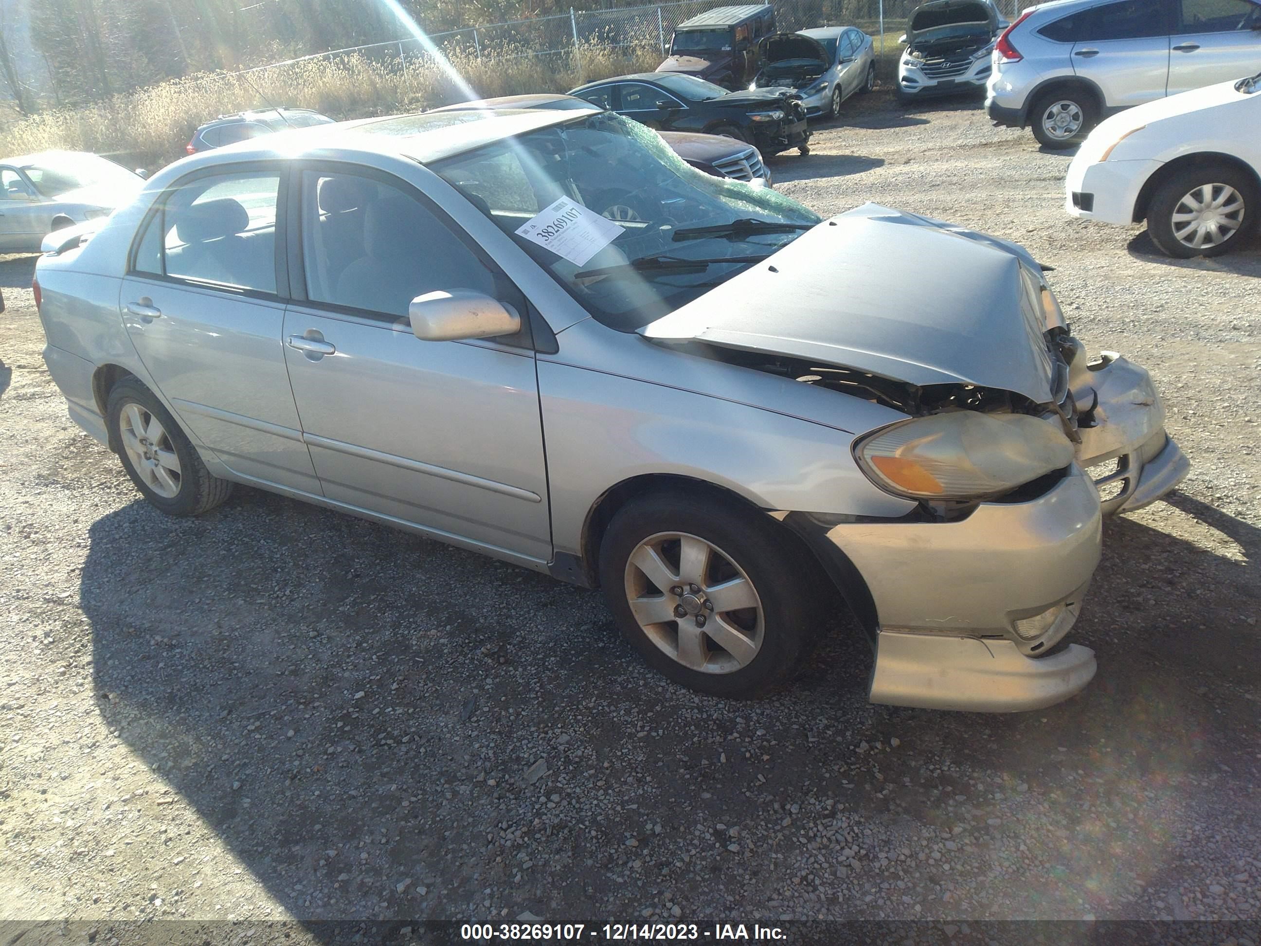 TOYOTA COROLLA 2004 2t1br32e44c254413