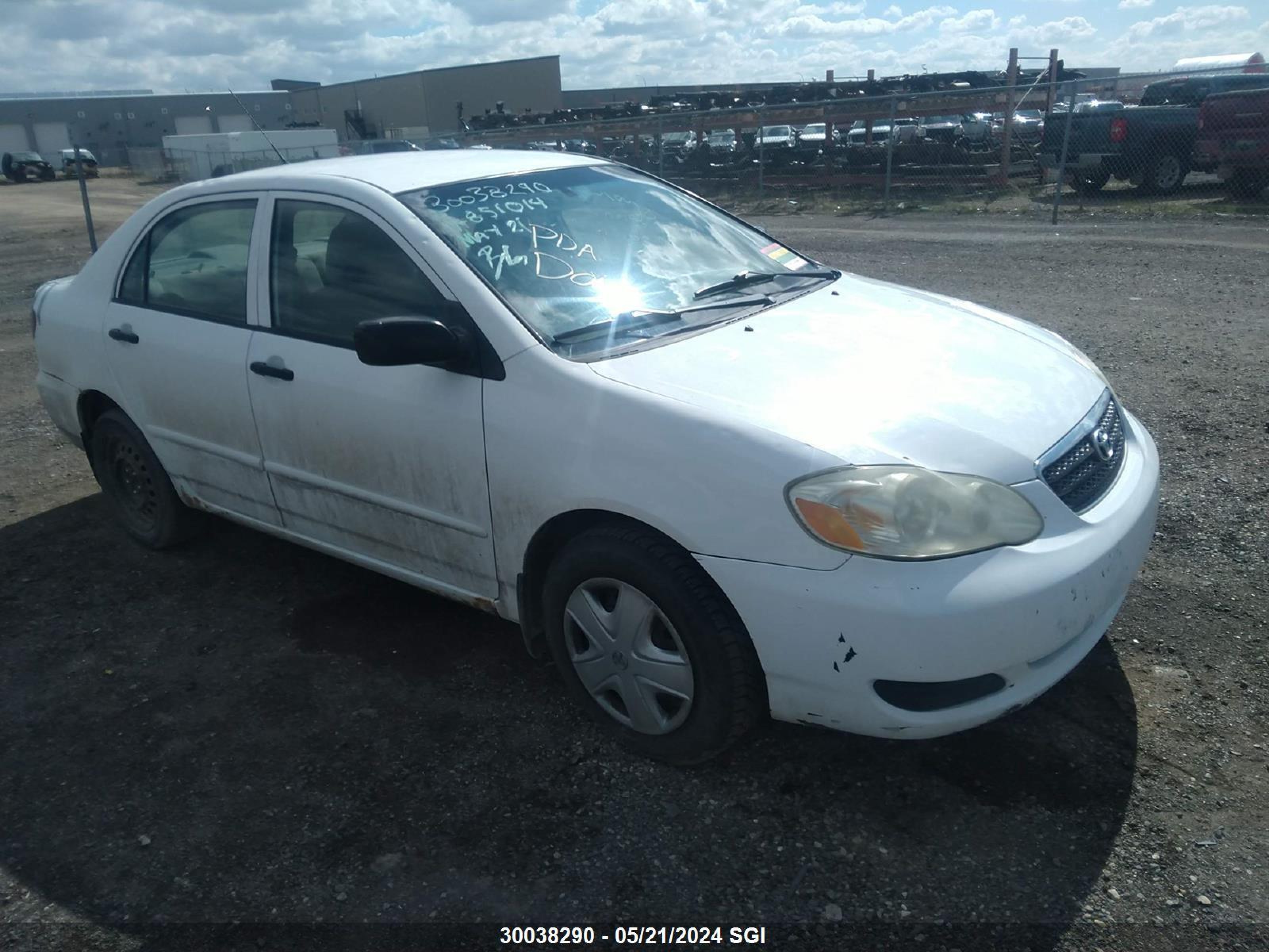 TOYOTA COROLLA 2005 2t1br32e45c851014