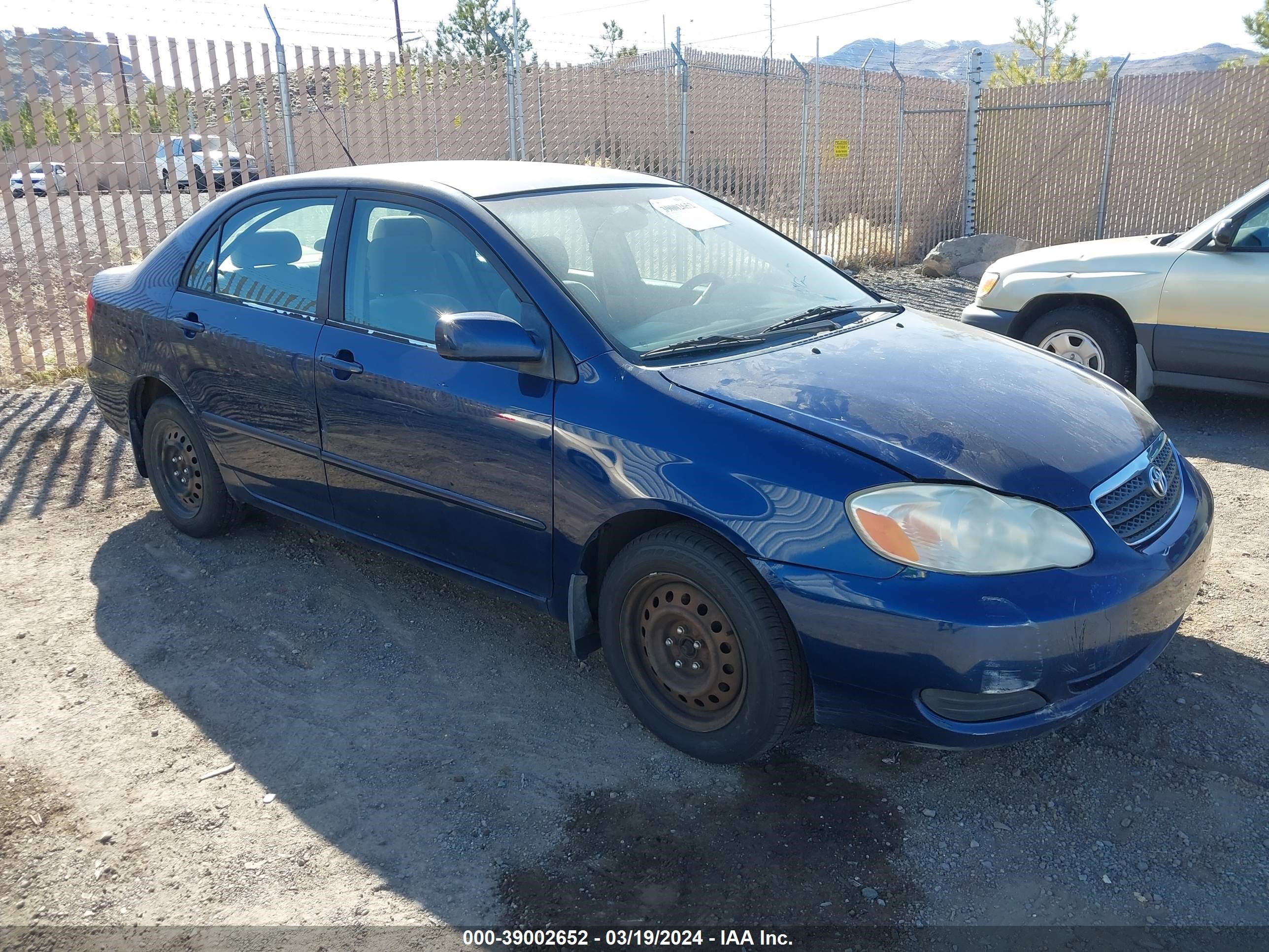 TOYOTA COROLLA 2005 2t1br32e55c440141