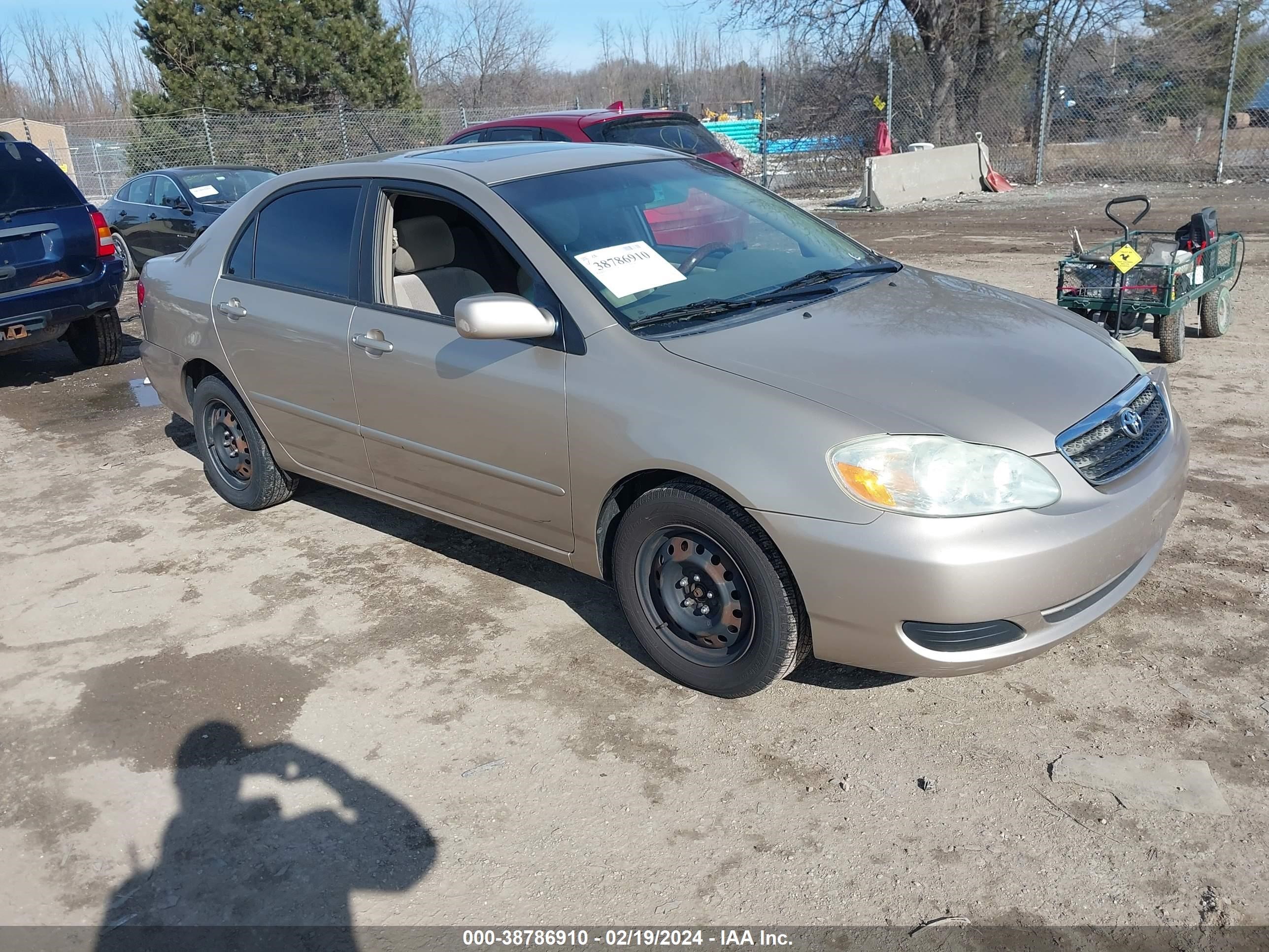 TOYOTA COROLLA 2006 2t1br32e76c694581